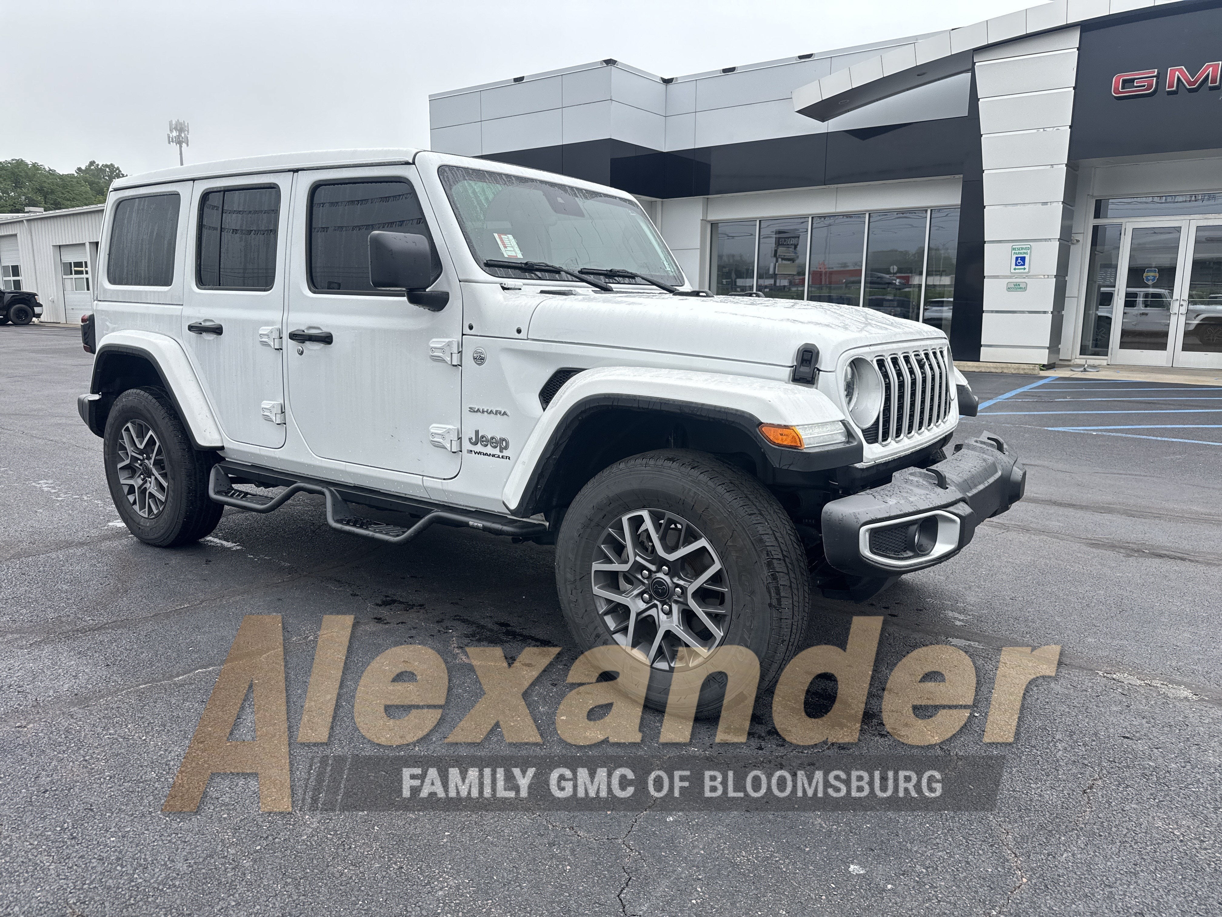 2024 Jeep Wrangler 4-Door Sahara 4x4