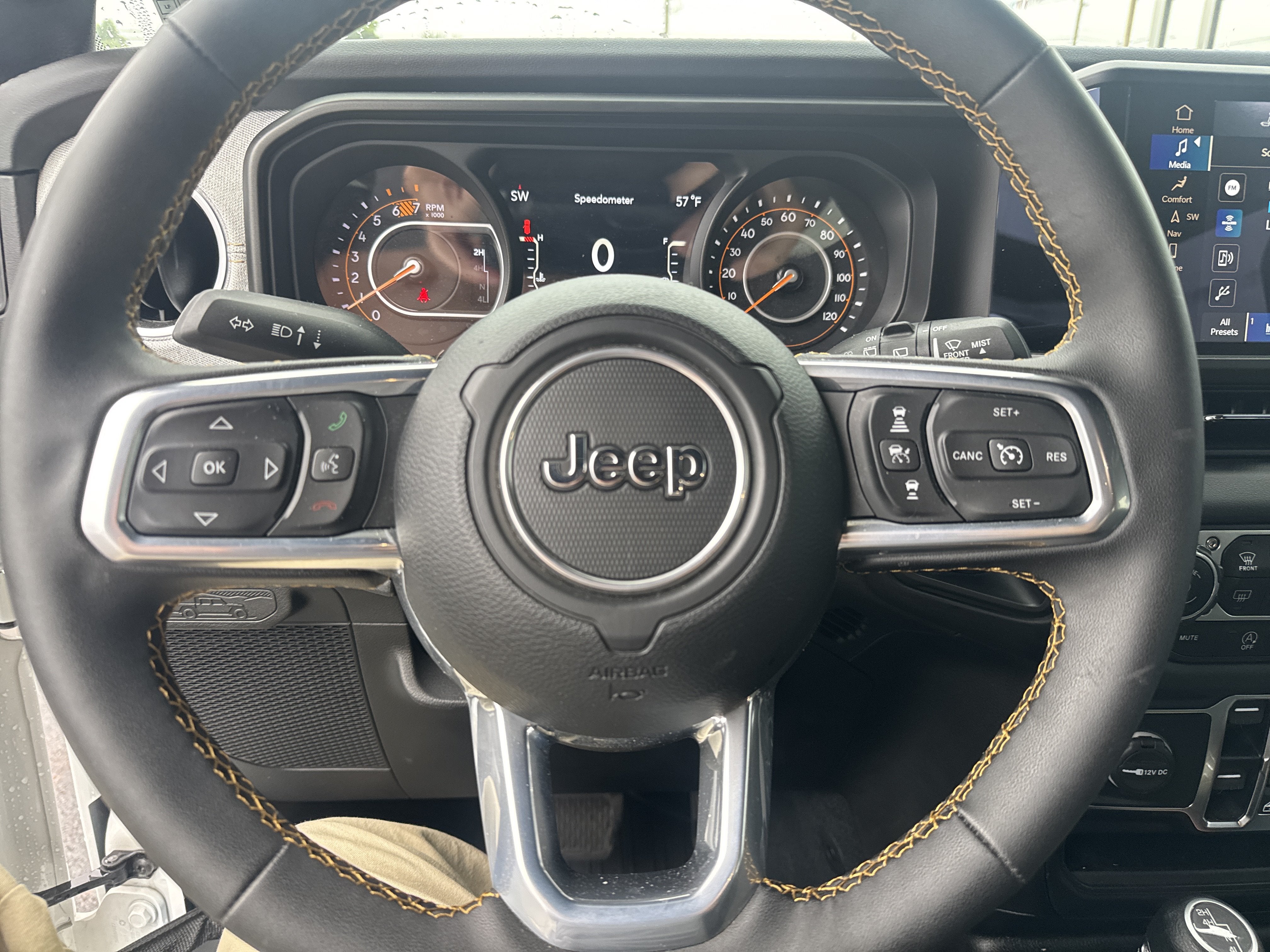 2024 Jeep Wrangler 4-Door Sahara 4x4