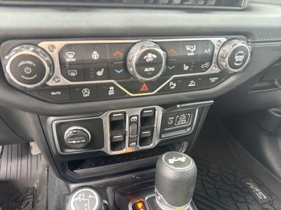 2024 Jeep Wrangler 4-Door Sahara 4x4