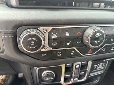 2024 Jeep Wrangler 4-Door Sahara 4x4