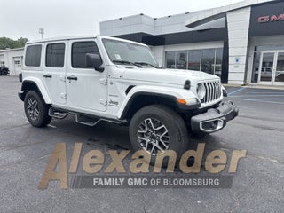 2024 Jeep Wrangler 4-Door Sahara 4x4