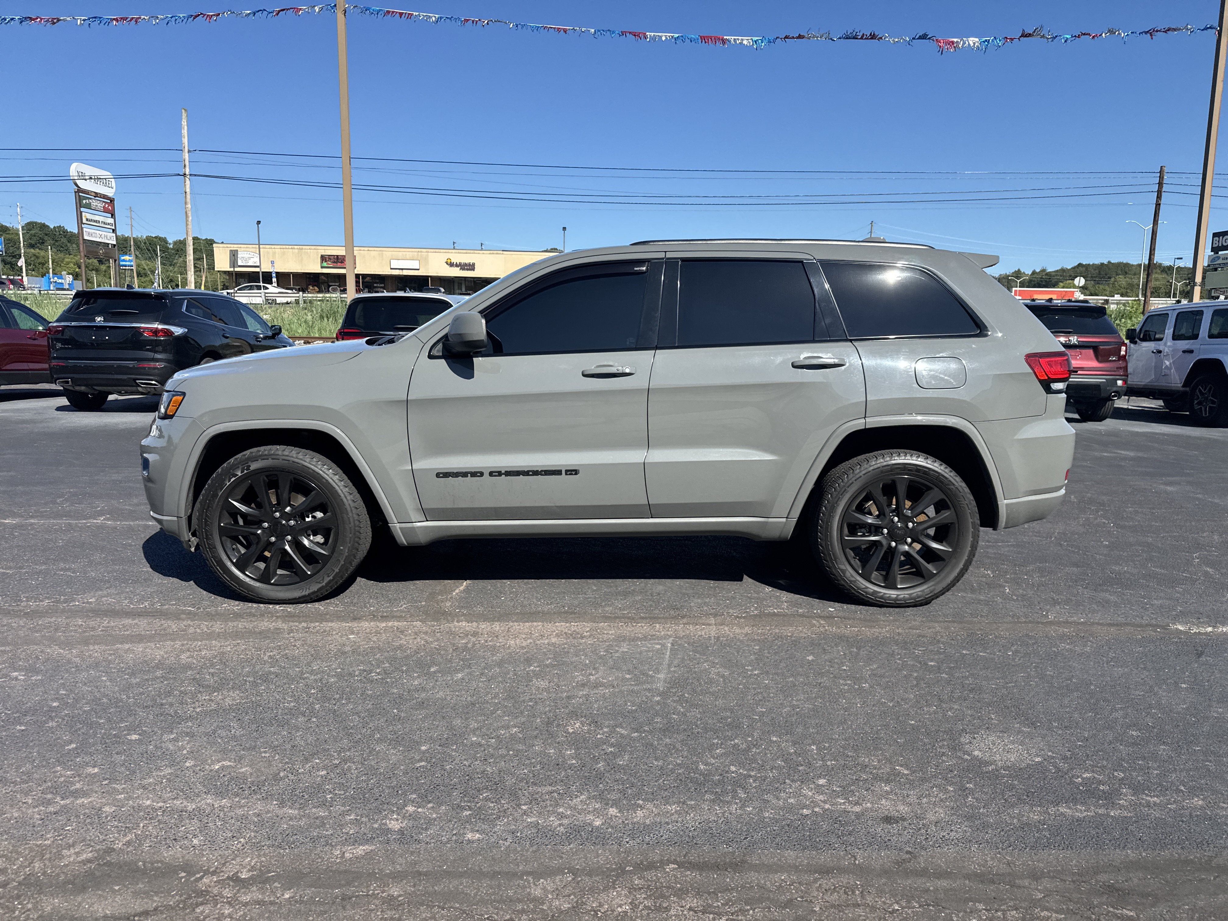 2022 Jeep Grand Cherokee WK Laredo X