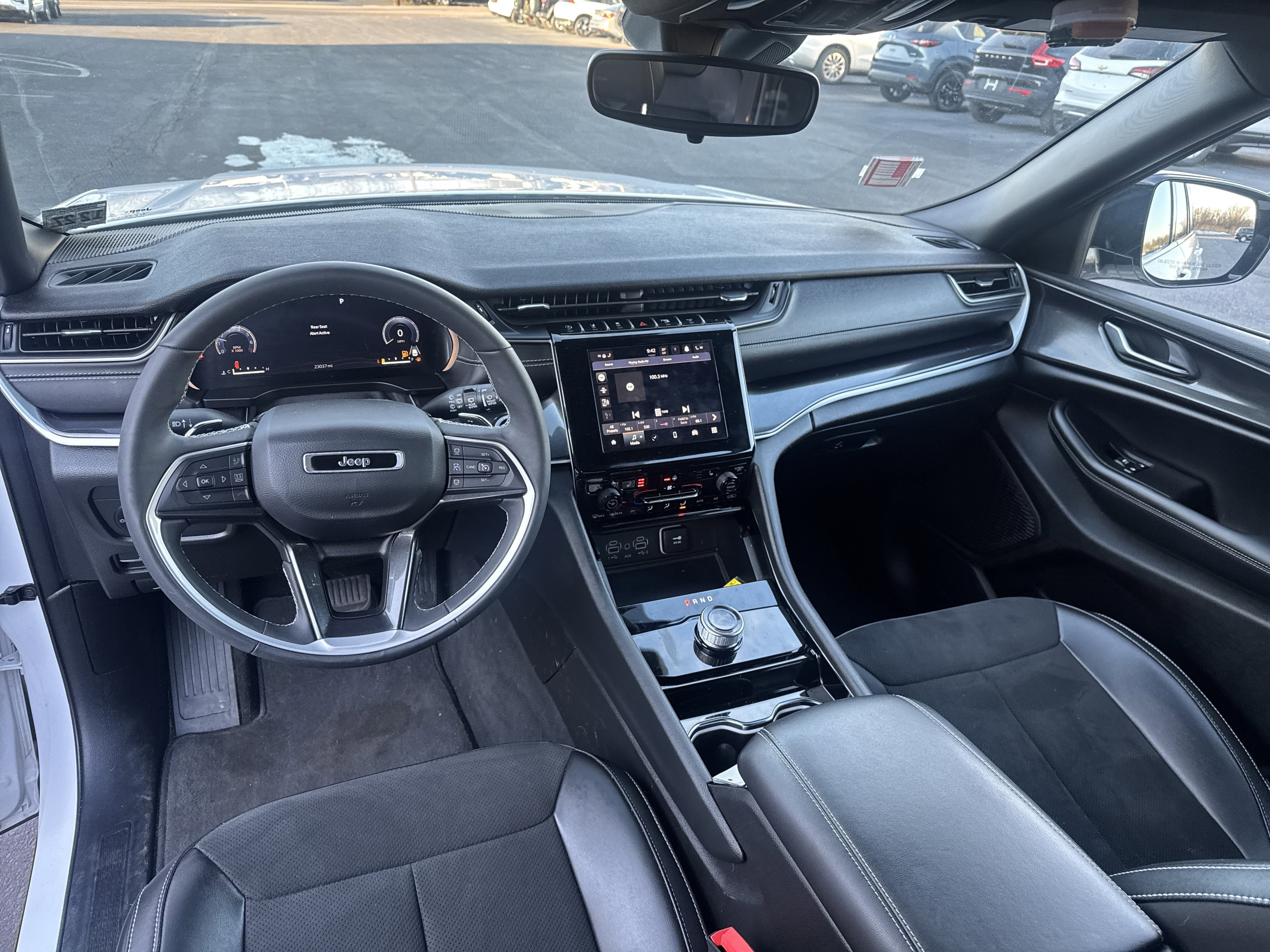 2023 Jeep Grand Cherokee Altitude