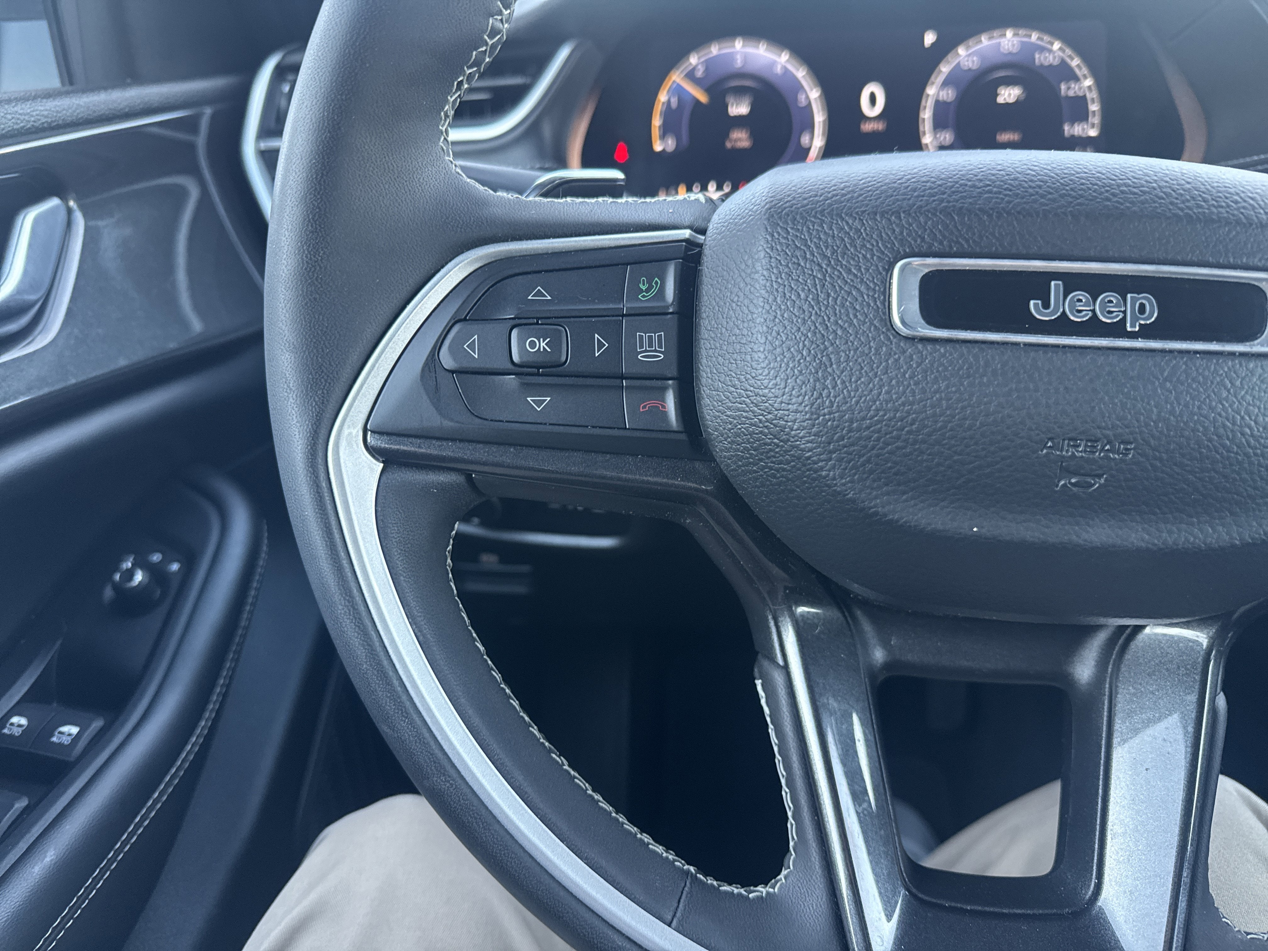 2023 Jeep Grand Cherokee Altitude