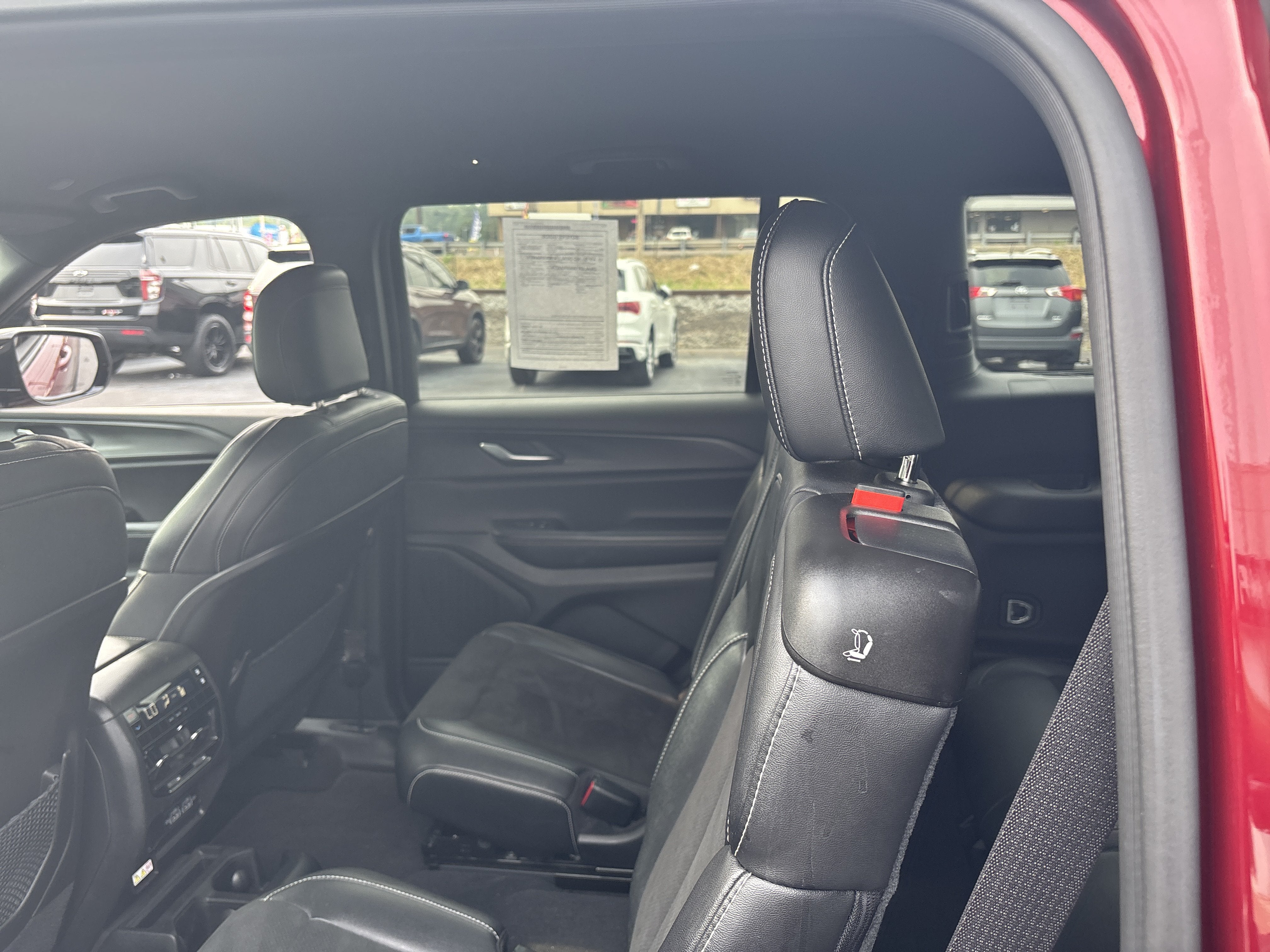 2023 Jeep Grand Cherokee L Altitude 4x4