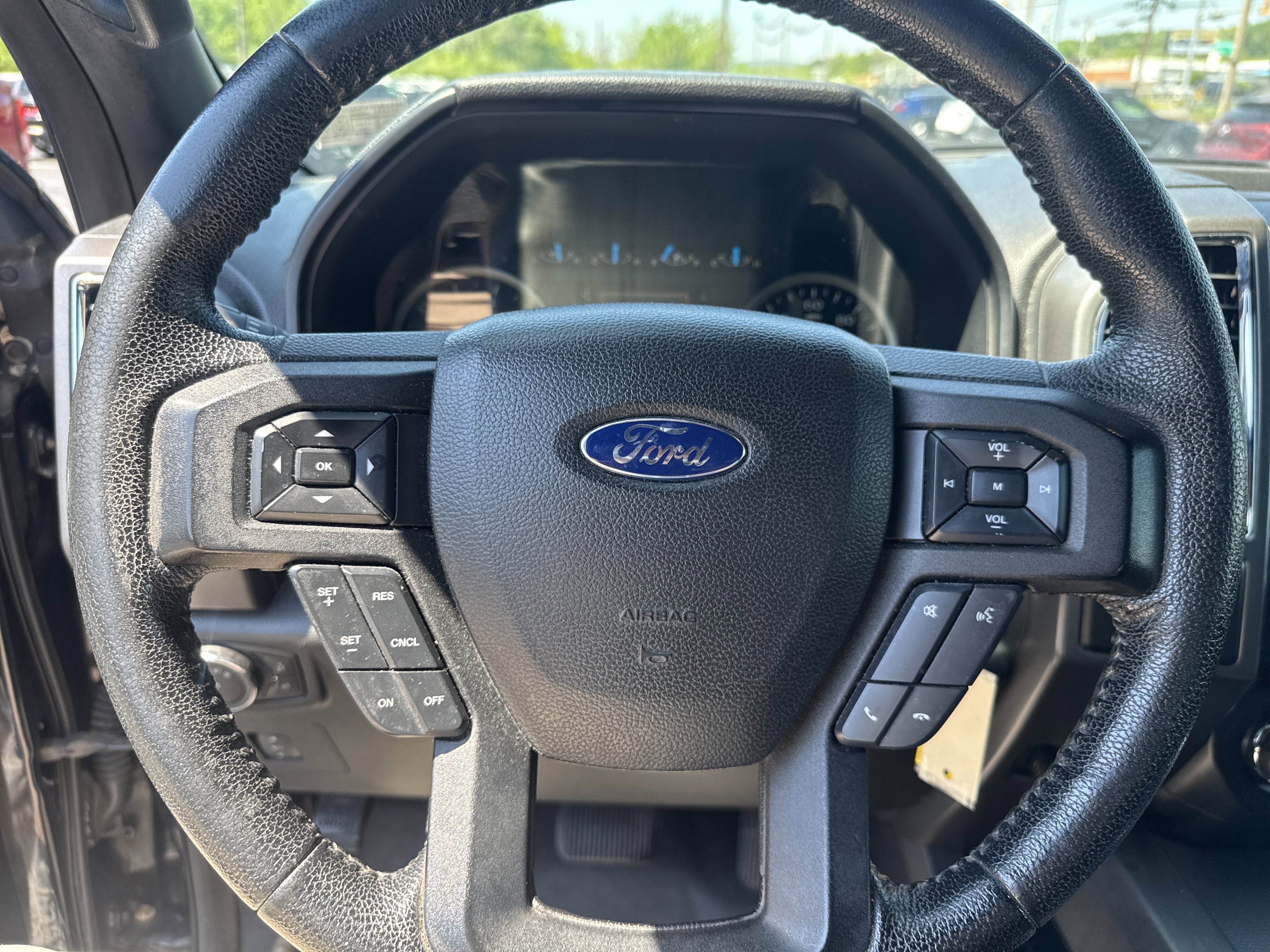 2015 Ford F-150 XLT w/HD Payload Pkg