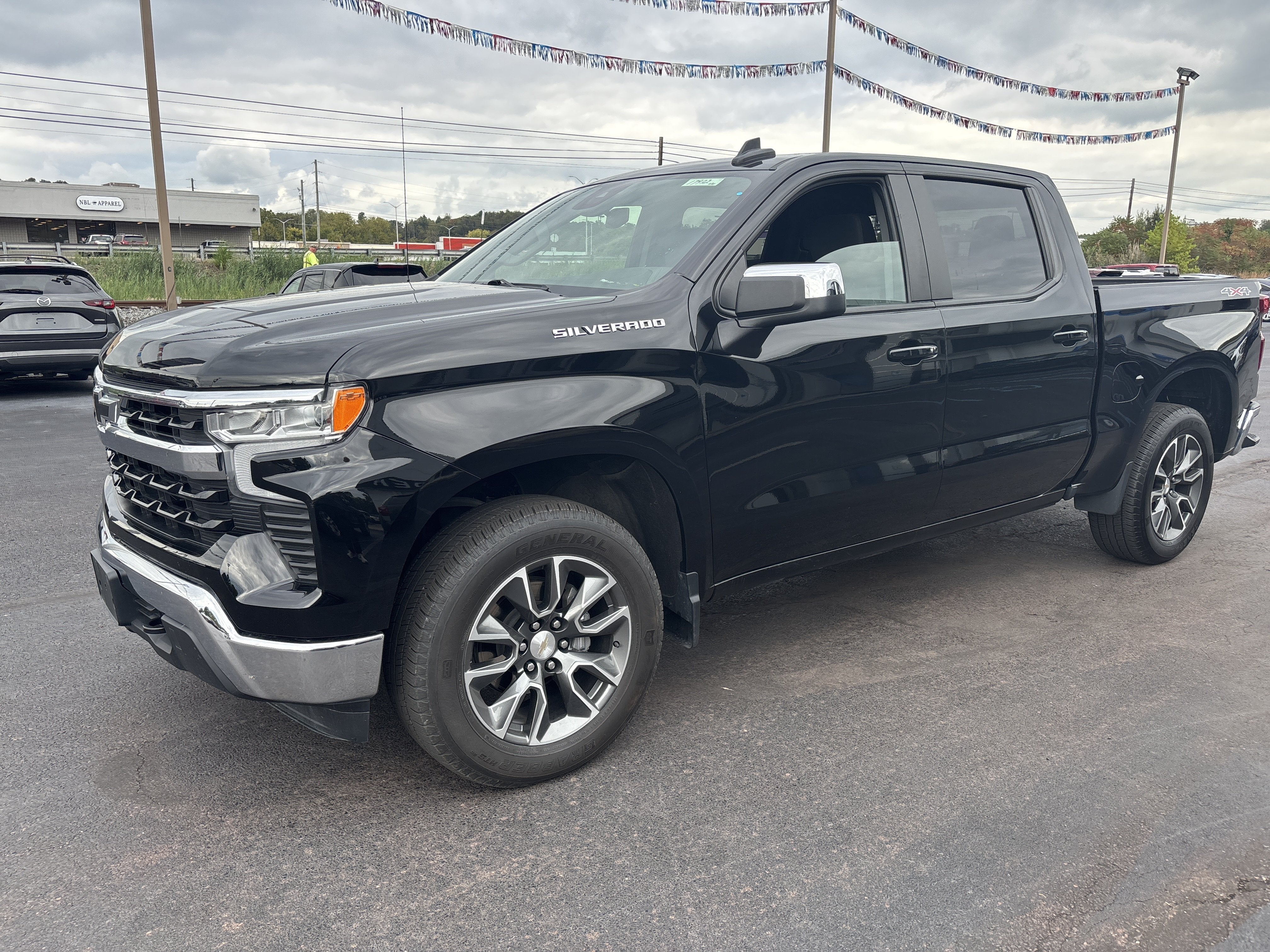 2024 Chevrolet Silverado 1500 LT (2FL)