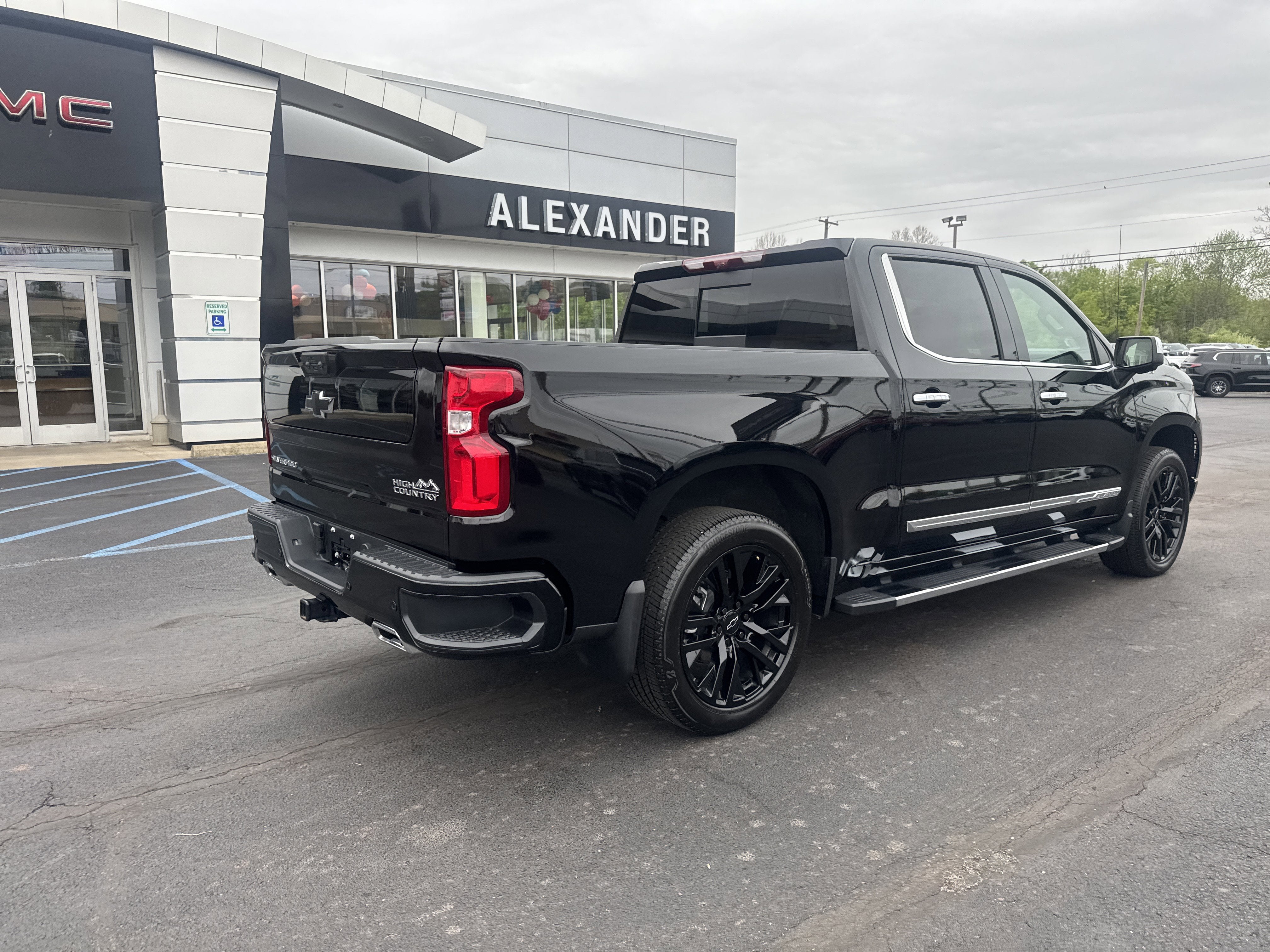 2025 Chevrolet Silverado 1500 High Country