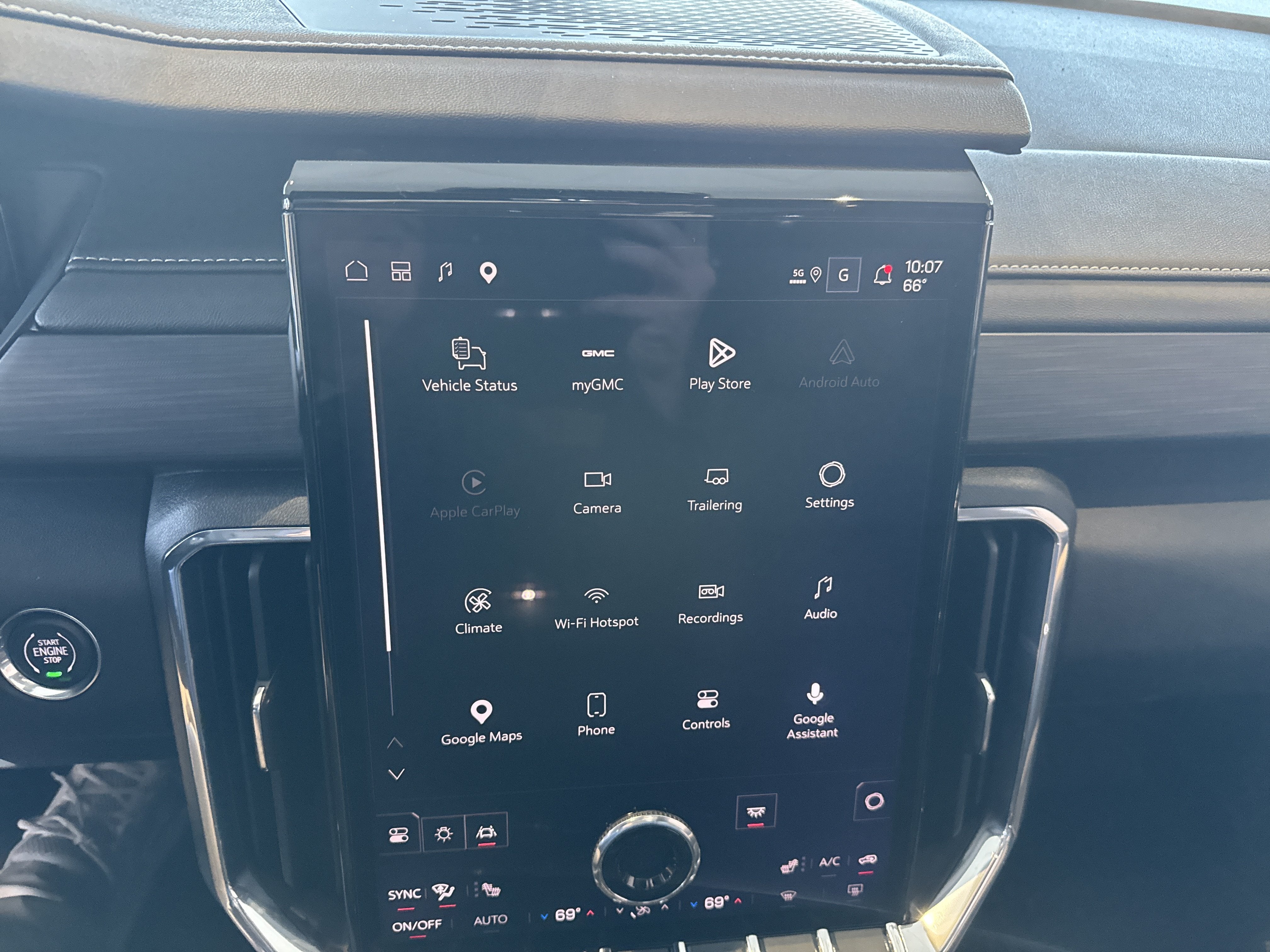 2027 GMC Acadia Elevation