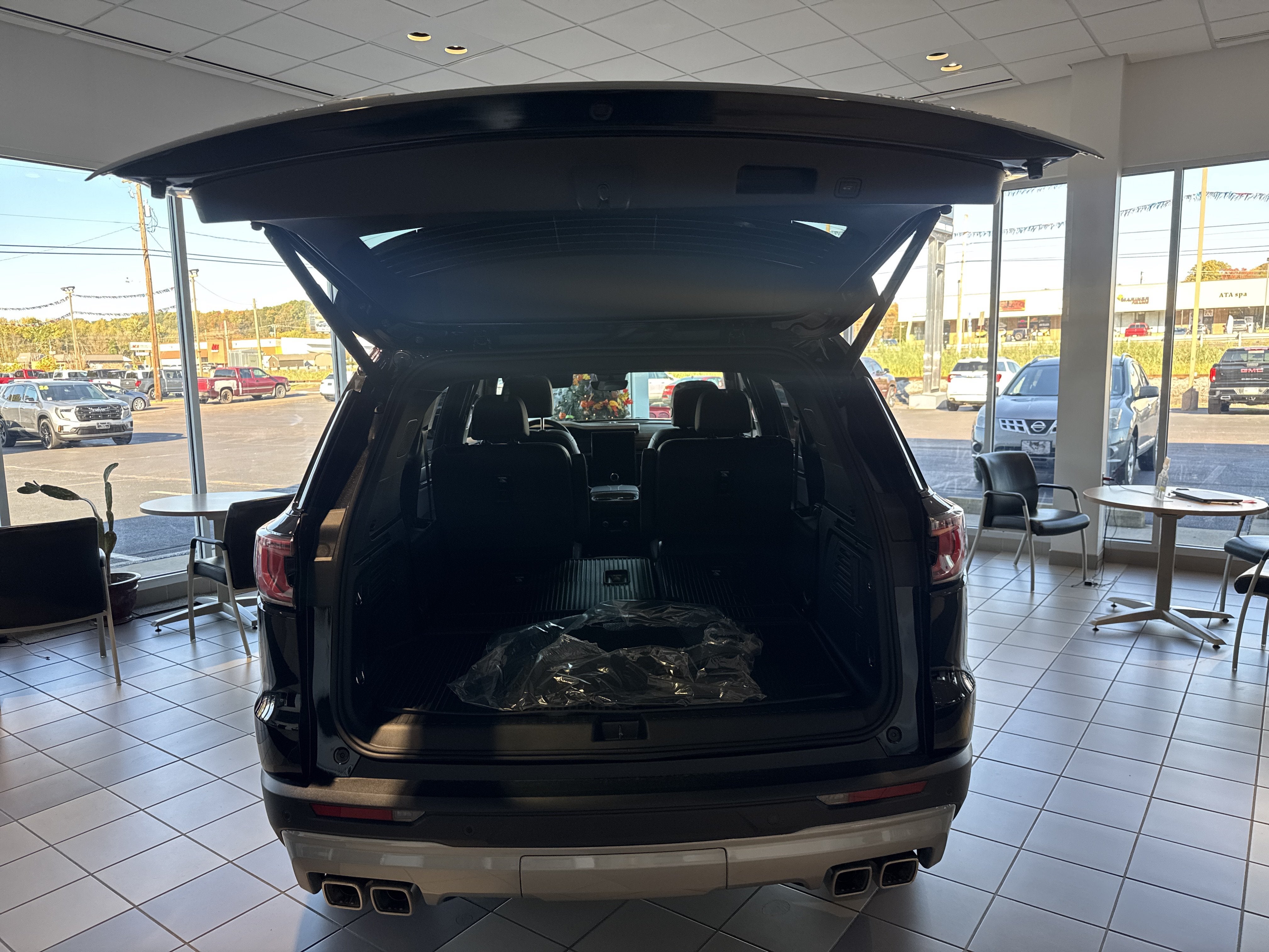 2027 GMC Acadia Elevation