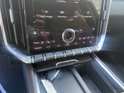 2027 GMC Acadia Denali Ultimate