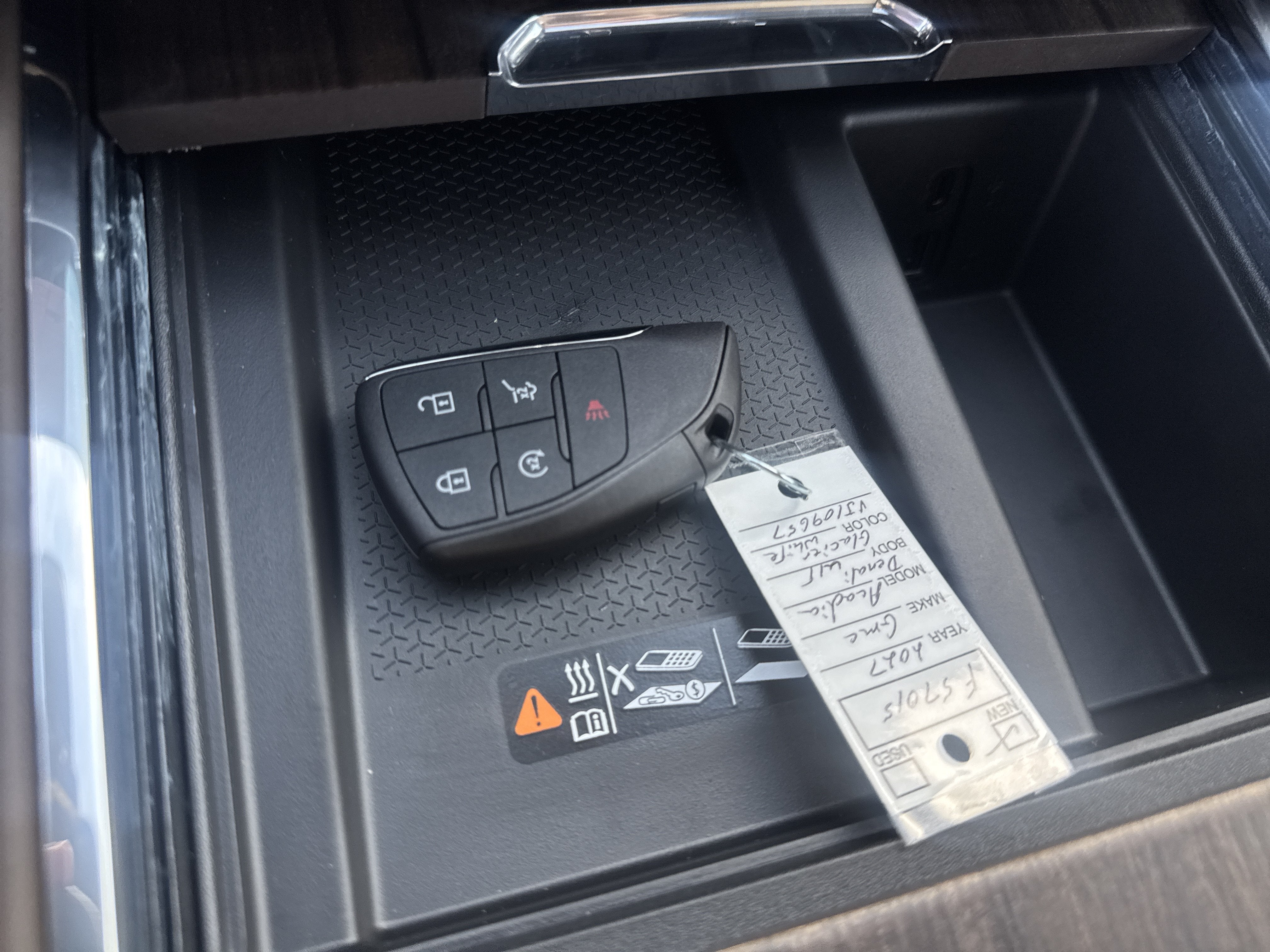 2027 GMC Acadia Denali Ultimate