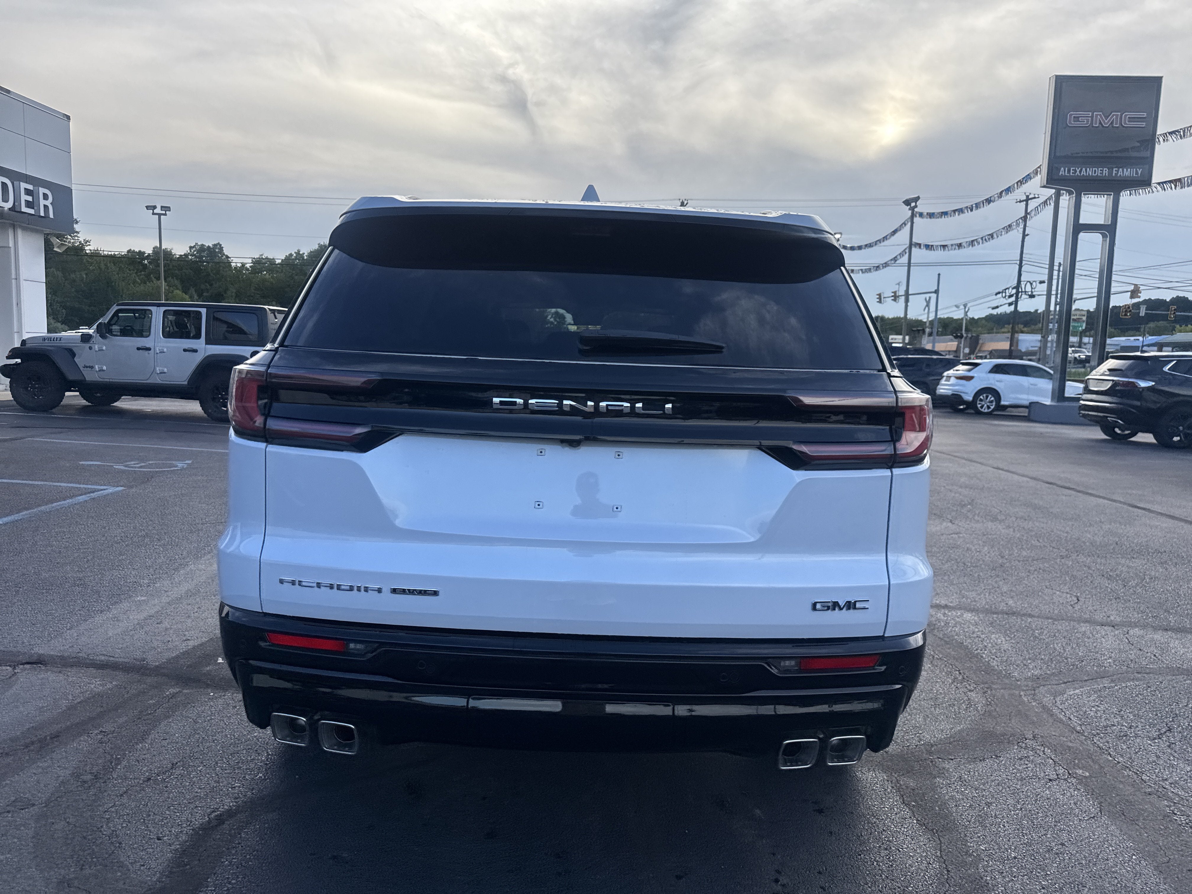 2027 GMC Acadia Denali Ultimate