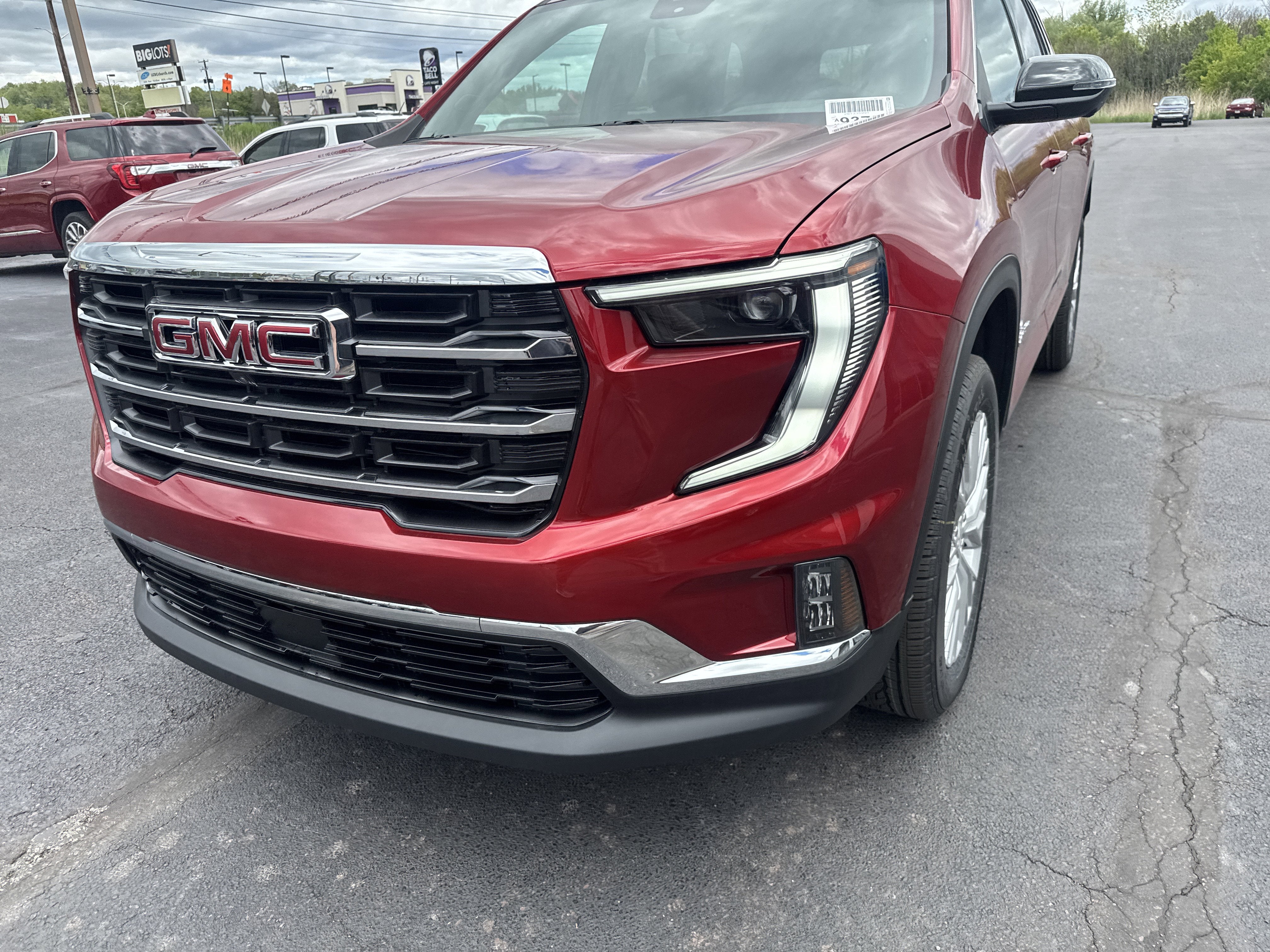 2026 GMC Acadia Elevation