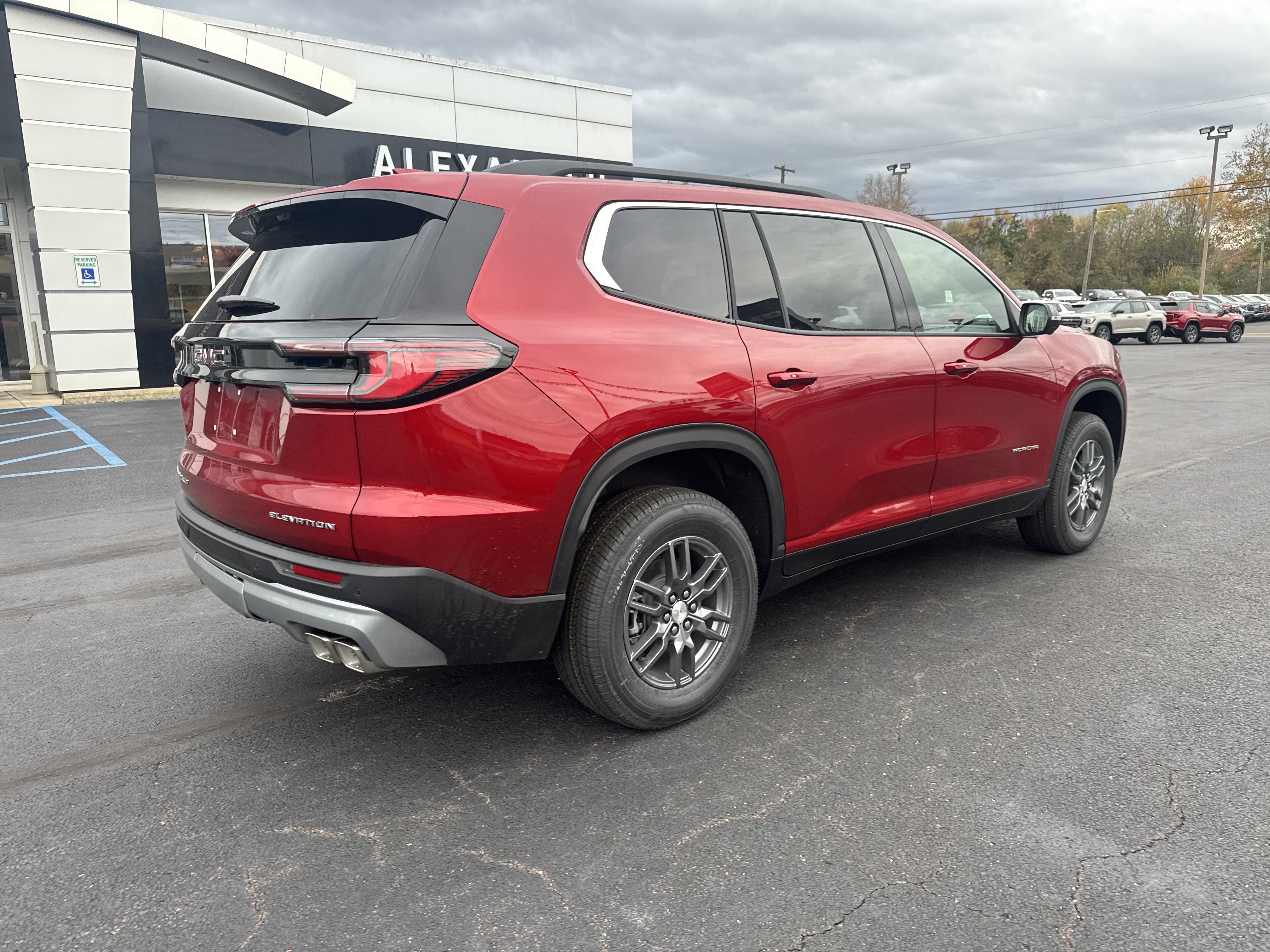 2026 GMC Acadia Elevation