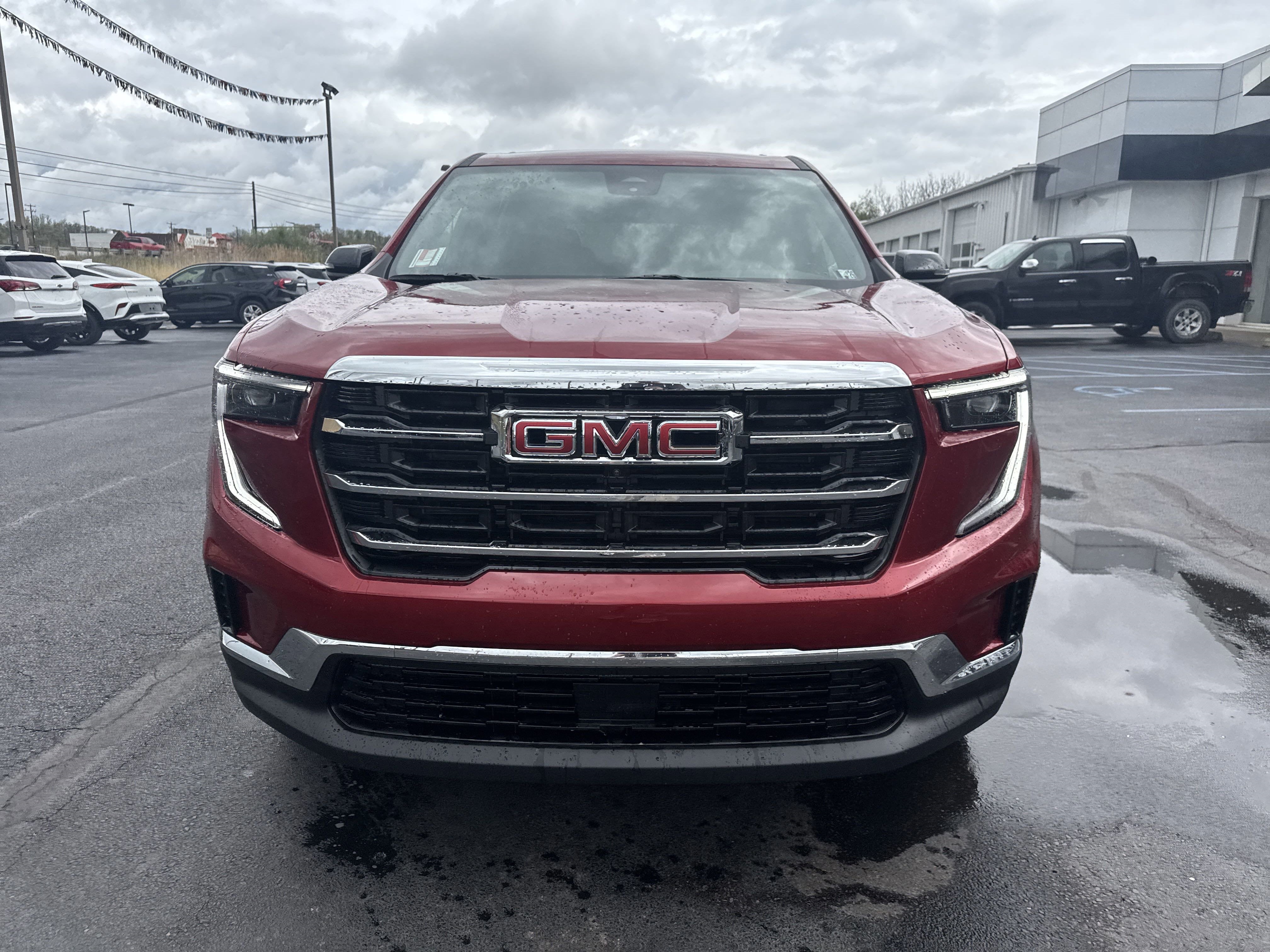 2025 GMC Acadia Elevation