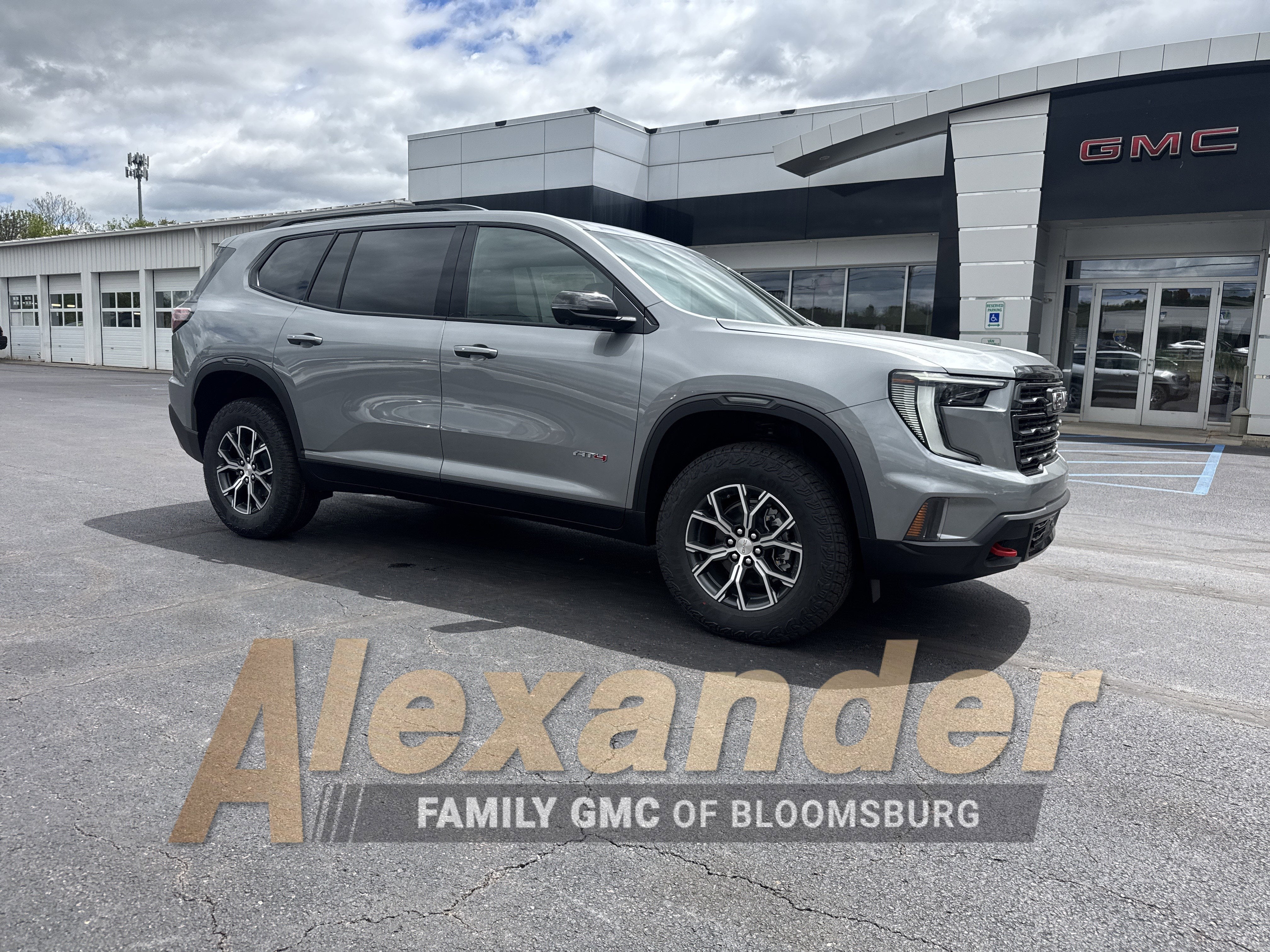 2026 GMC Acadia AT4 AWD's photo
