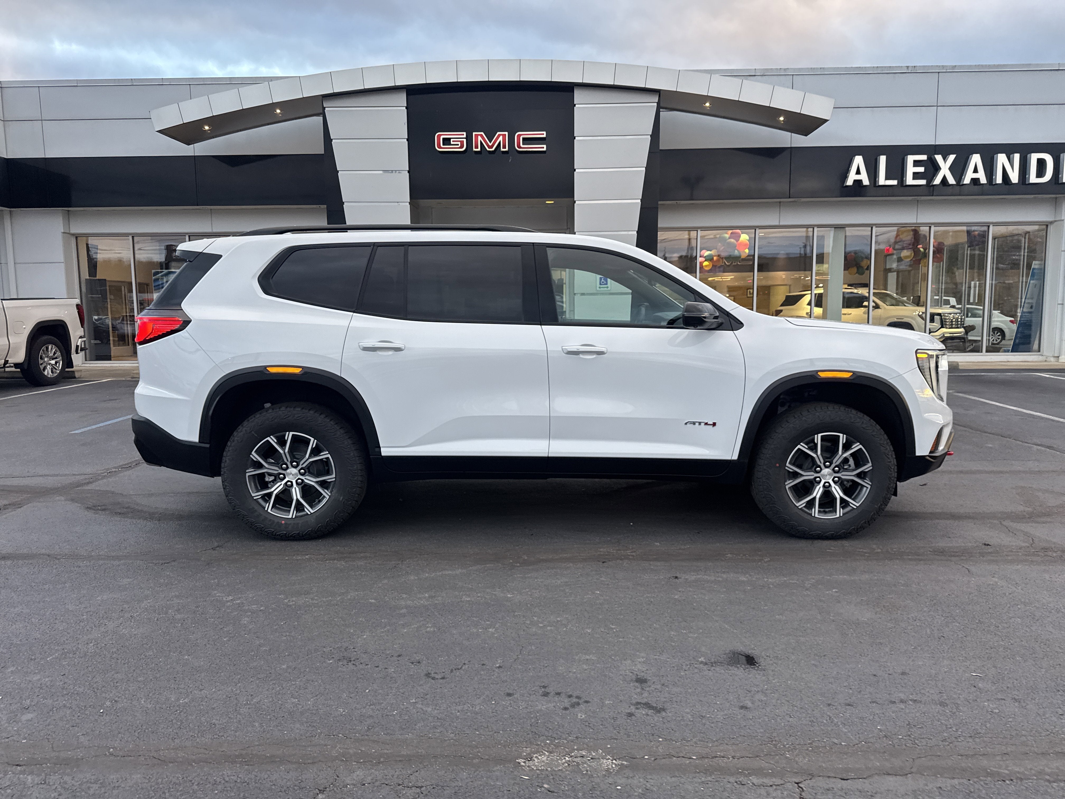 2026 GMC Acadia AT4