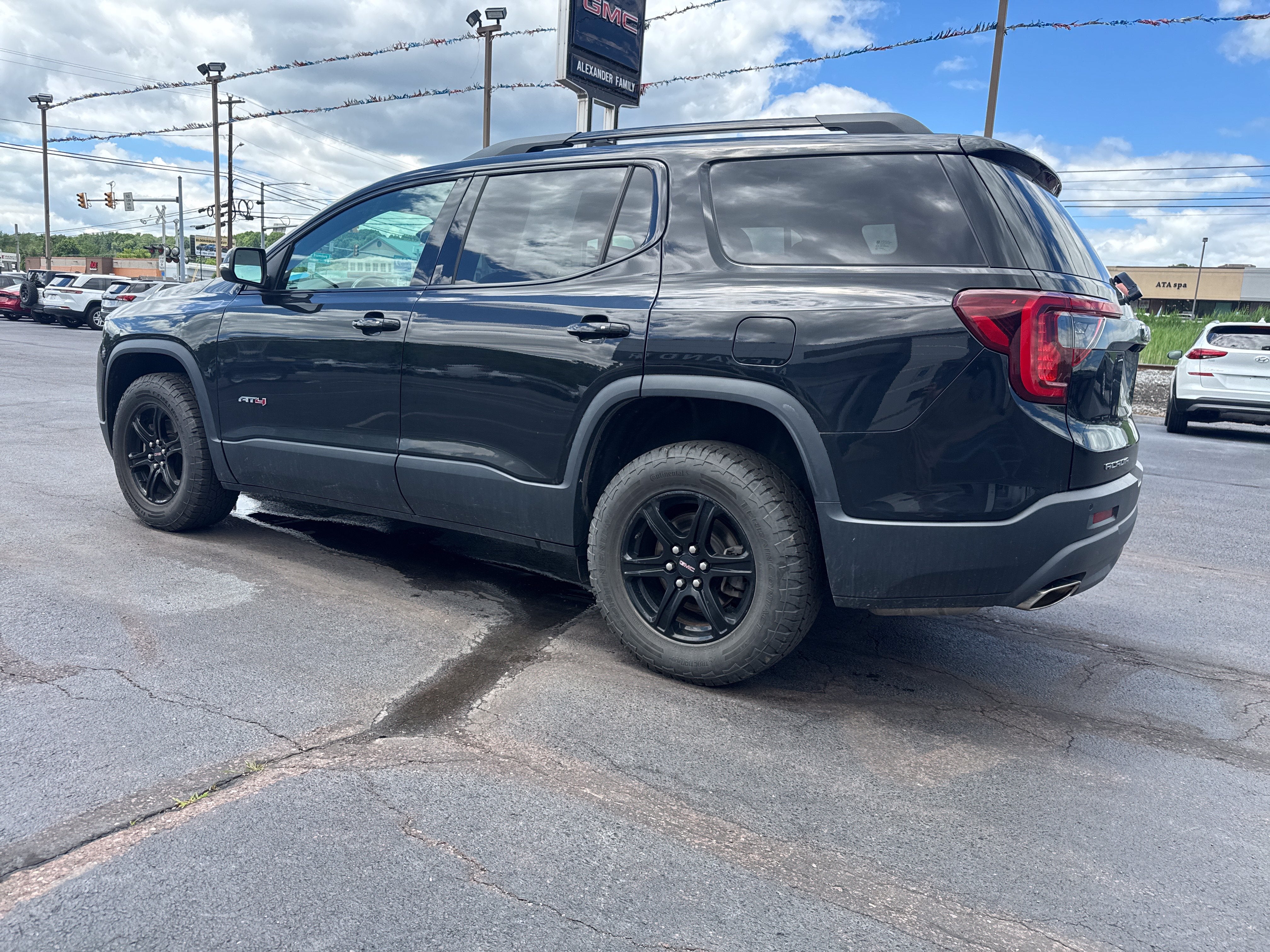 2020 GMC Acadia AT4