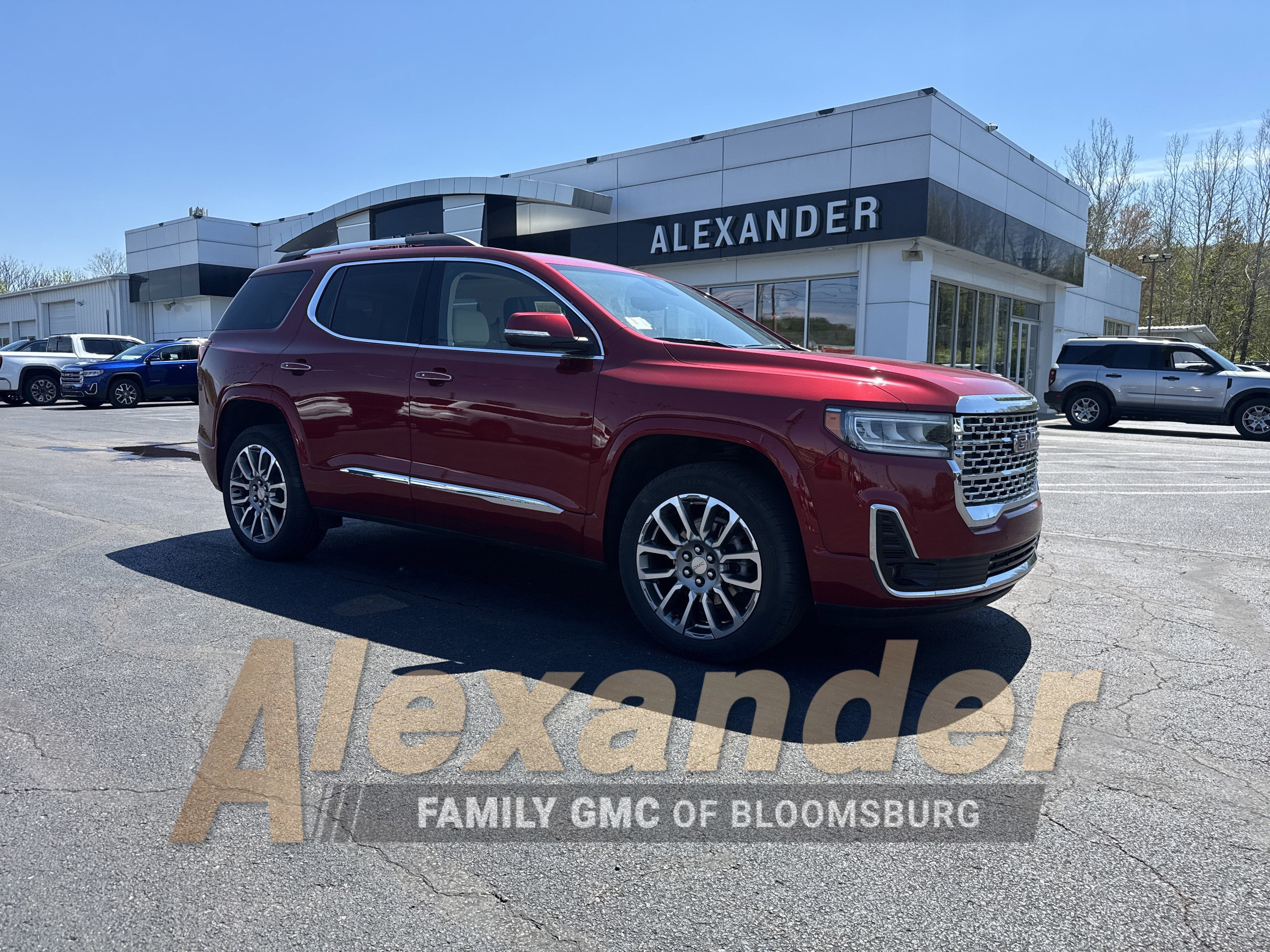 2023 GMC Acadia Denali AWD's photo