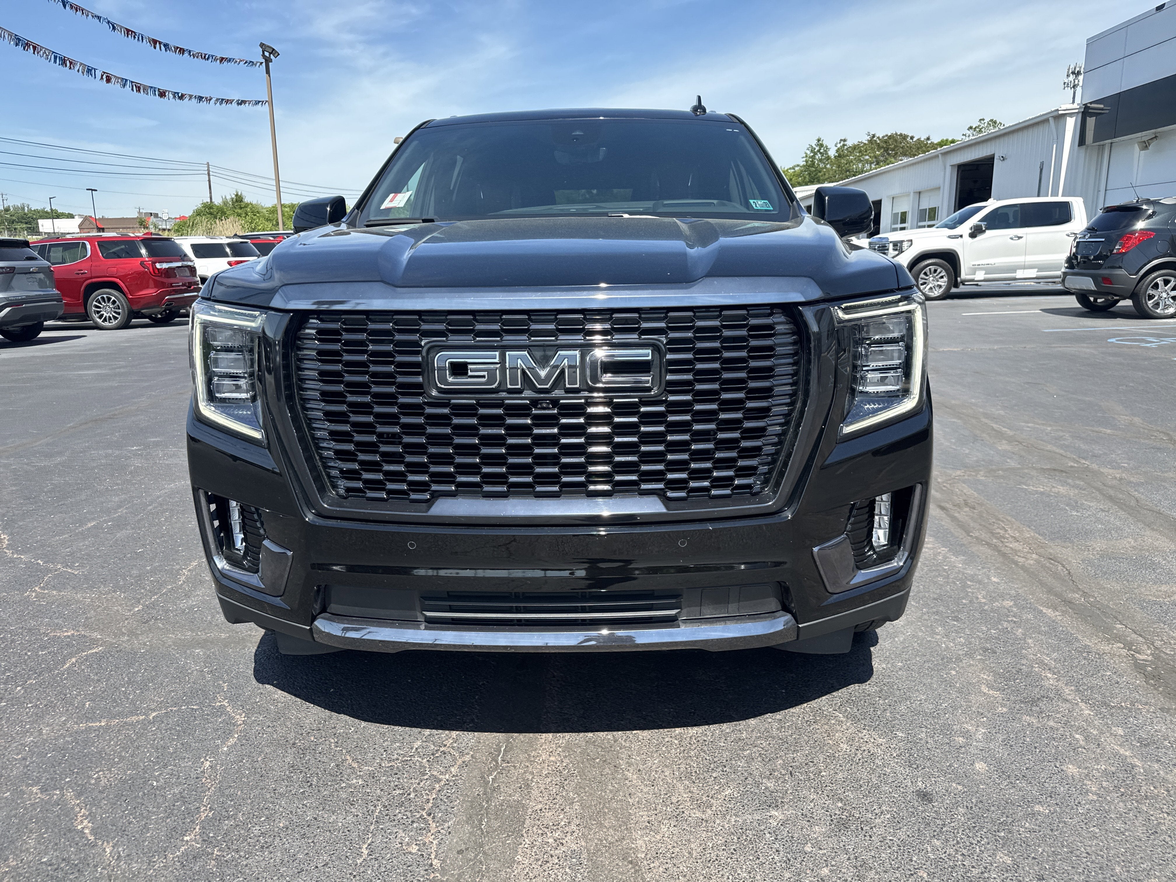 2023 GMC Yukon Denali Ultimate