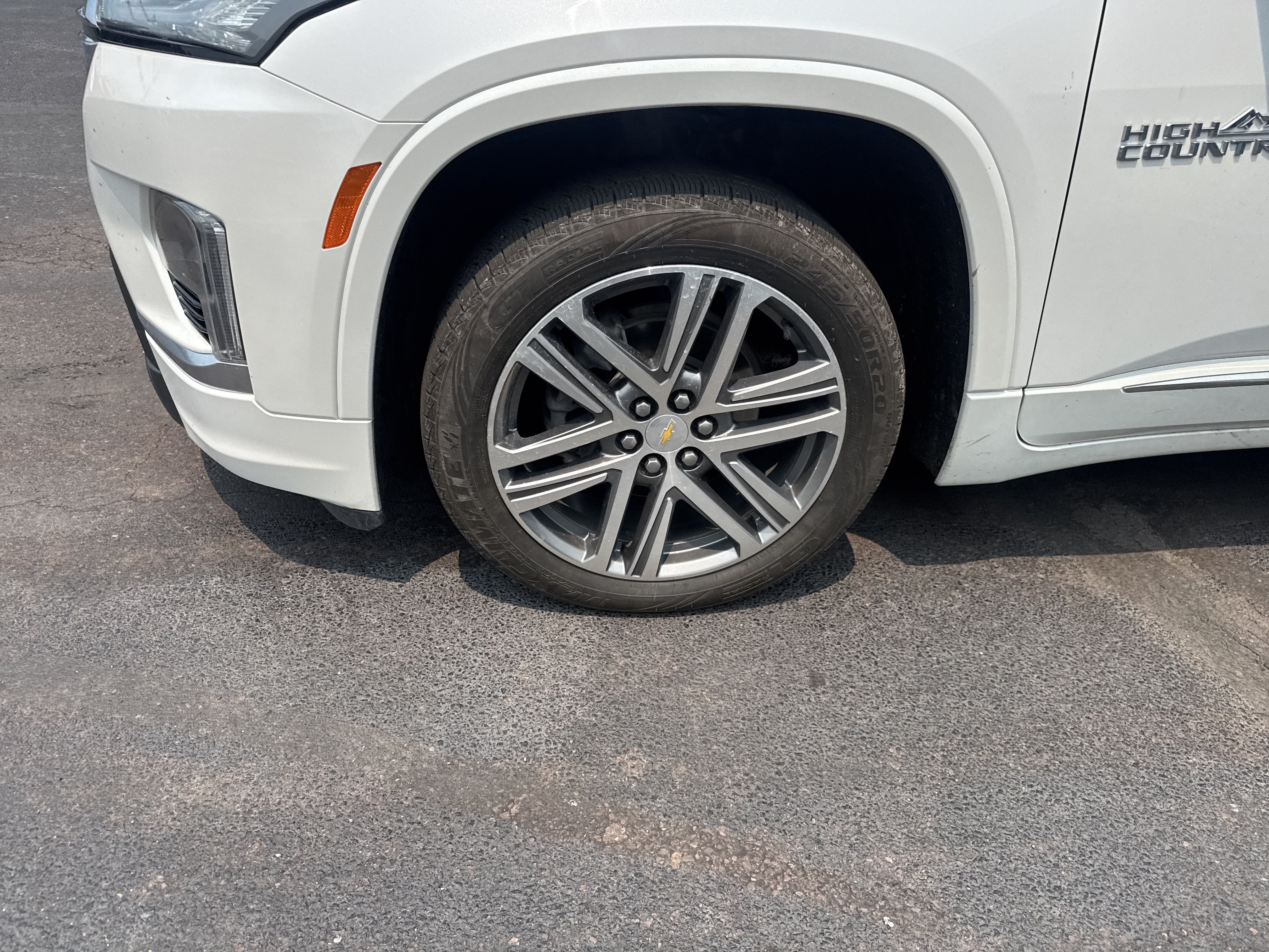 2022 Chevrolet Traverse High Country