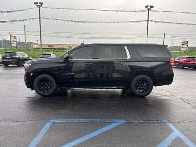 2023 Chevrolet Suburban LT
