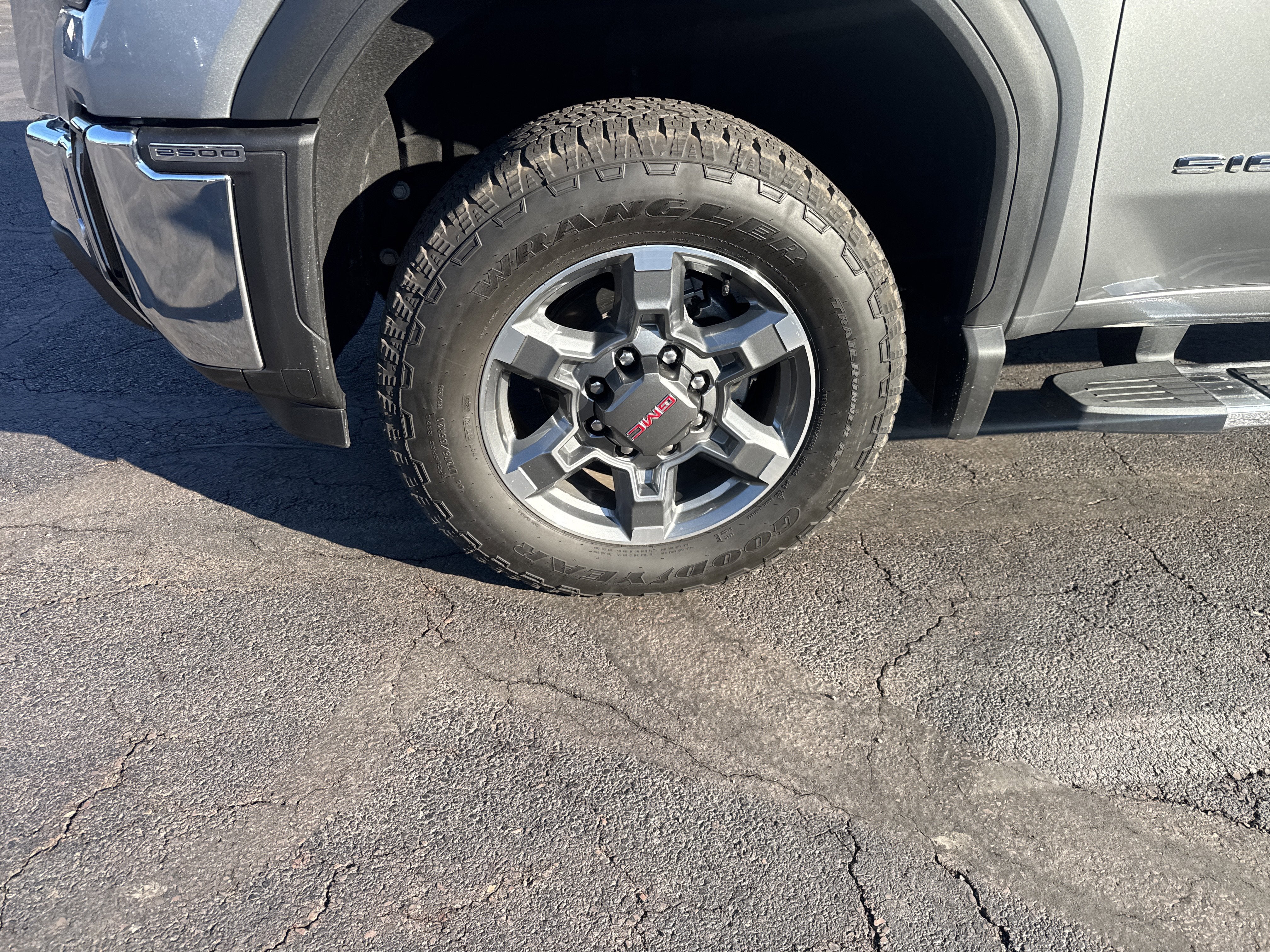 2025 GMC Sierra 2500 HD SLE