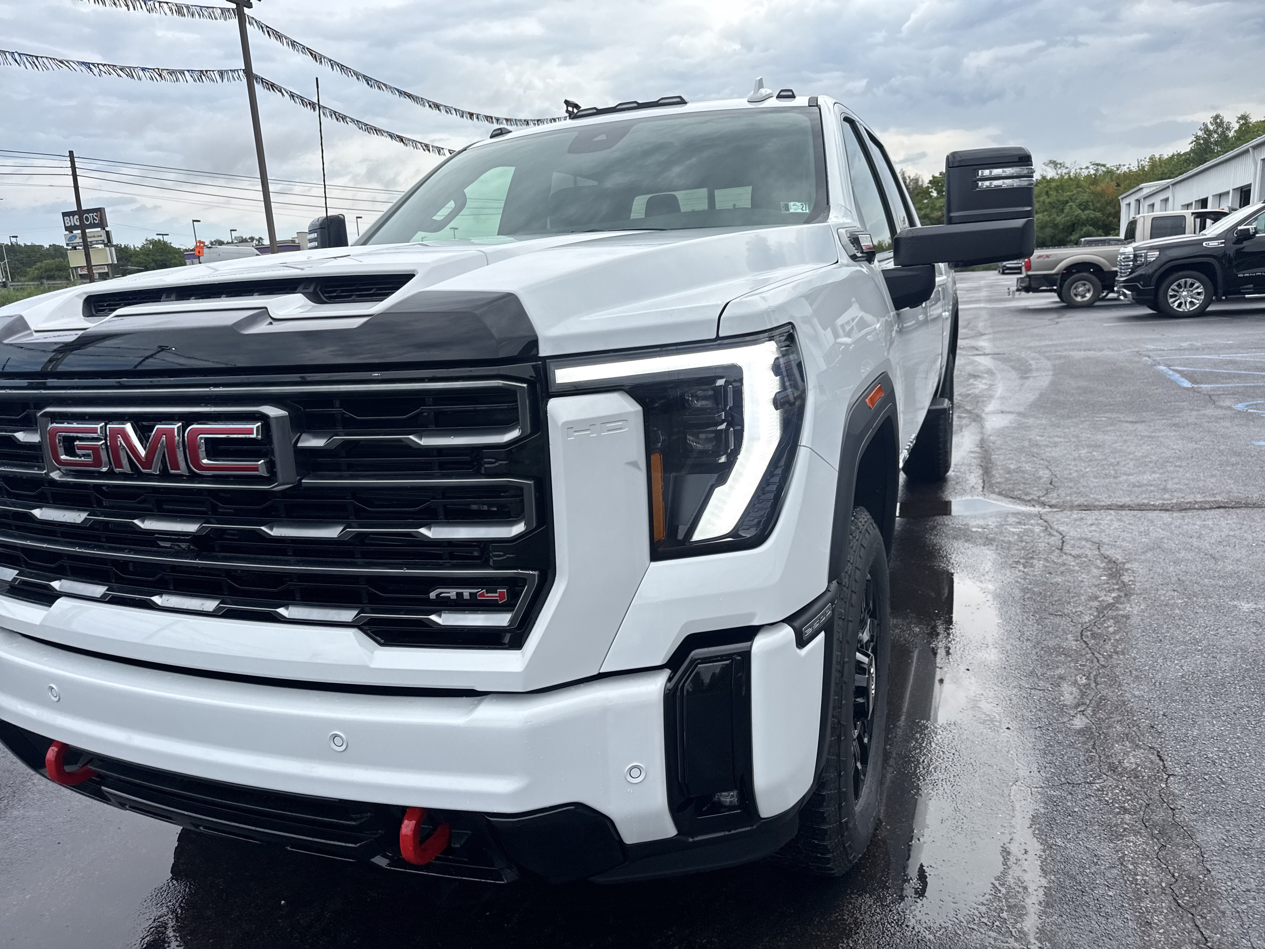 2026 GMC Sierra 2500 HD AT4