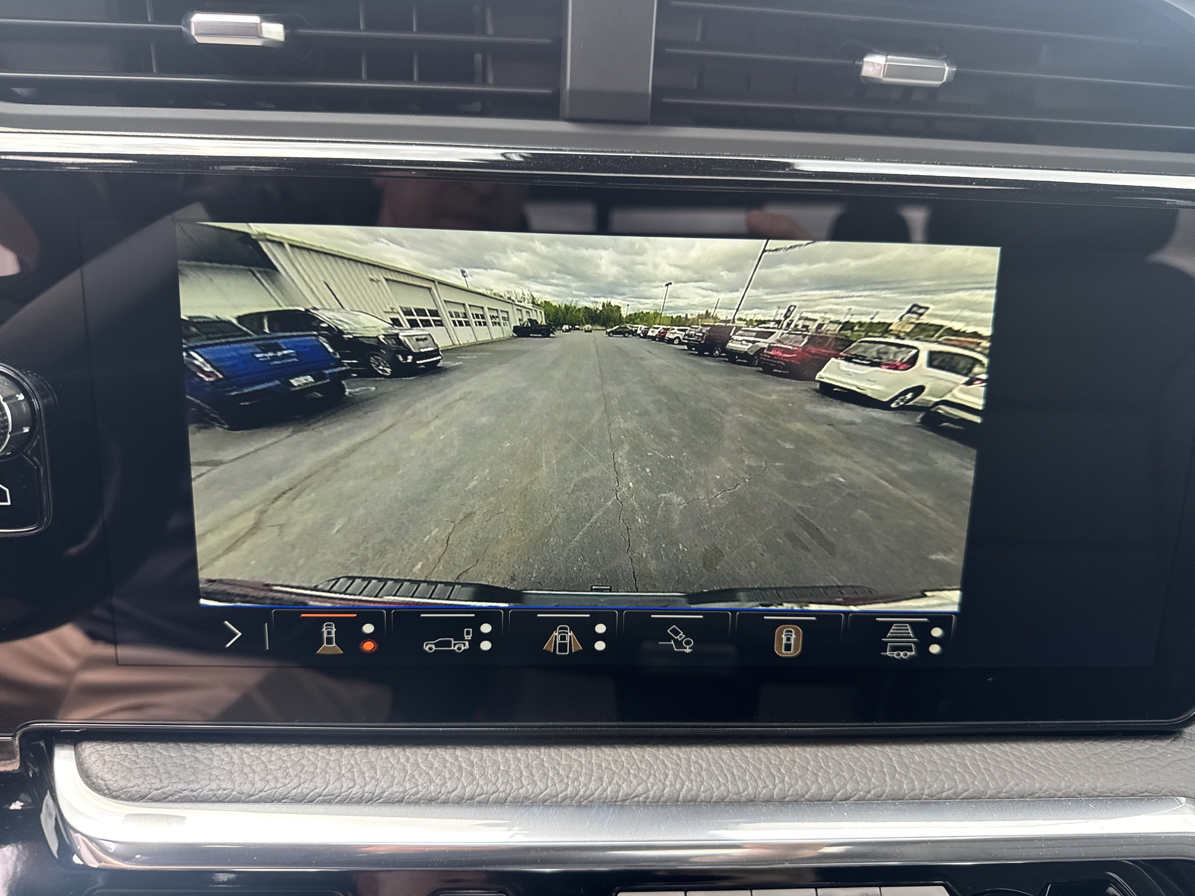 2026 GMC Sierra 2500HD Denali - Photo 26