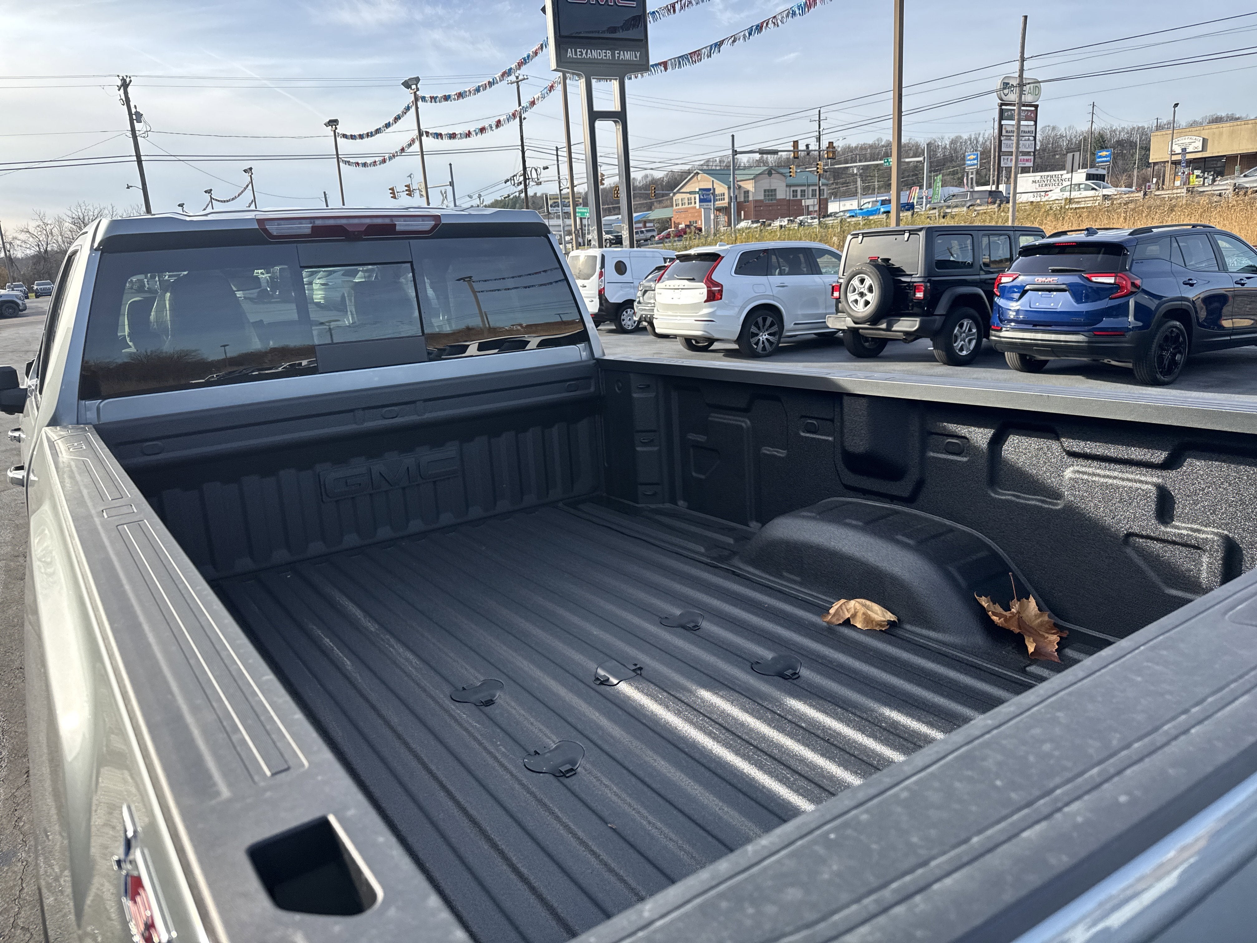 2026 GMC Sierra 3500 HD SLE