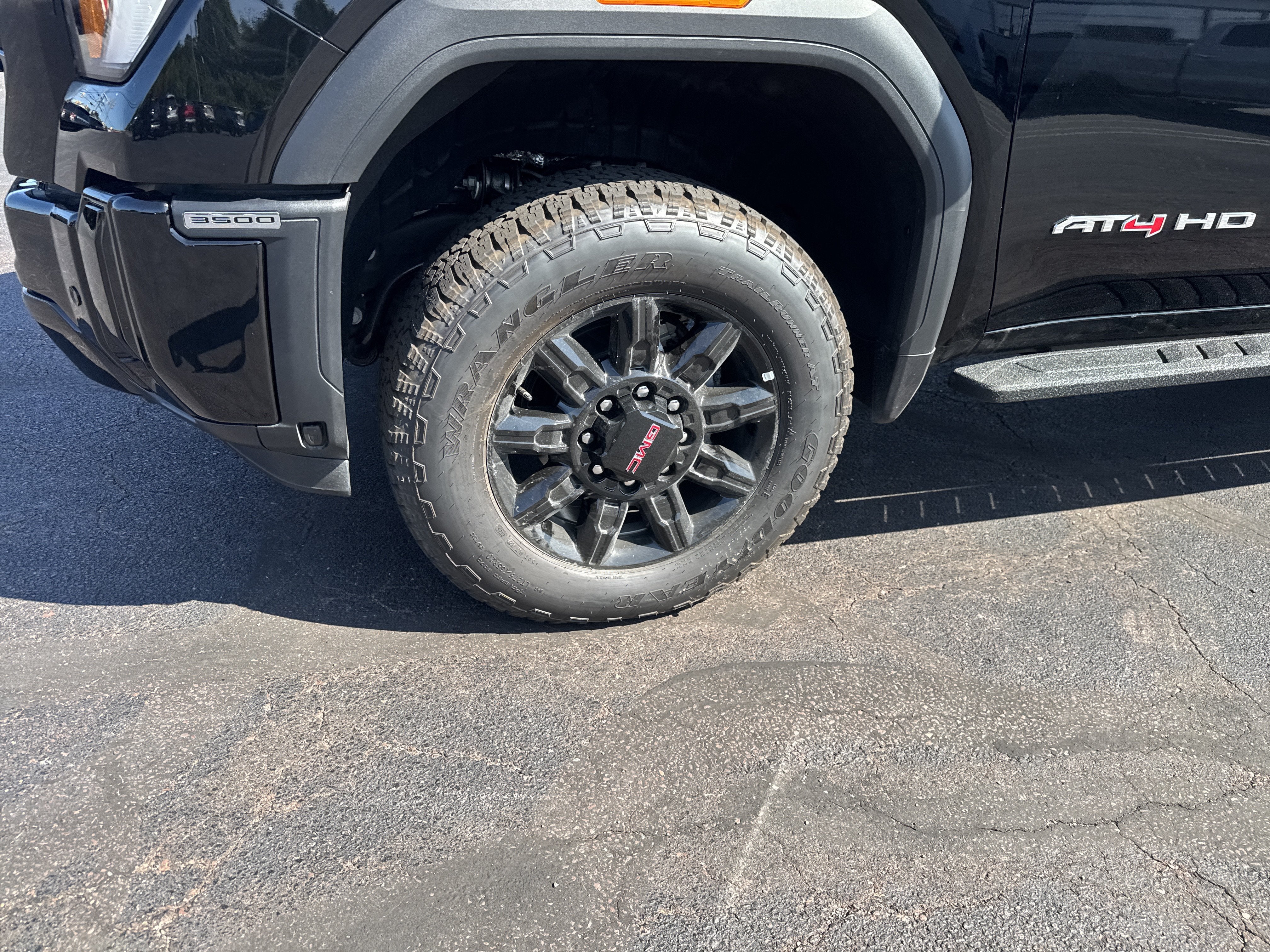 2026 GMC Sierra 3500HD AT4 - Photo 14