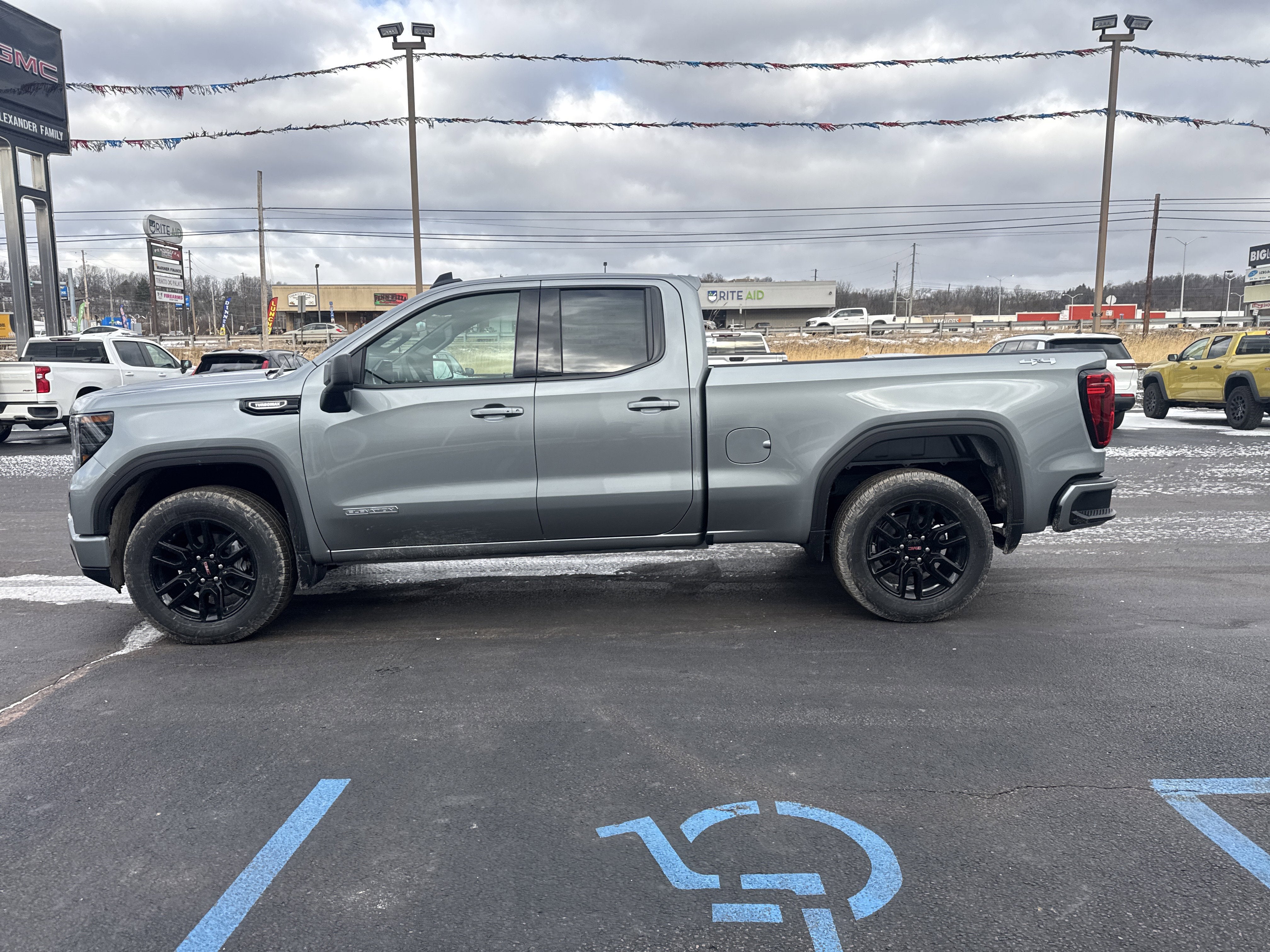 2026 GMC Sierra 1500 Elevation