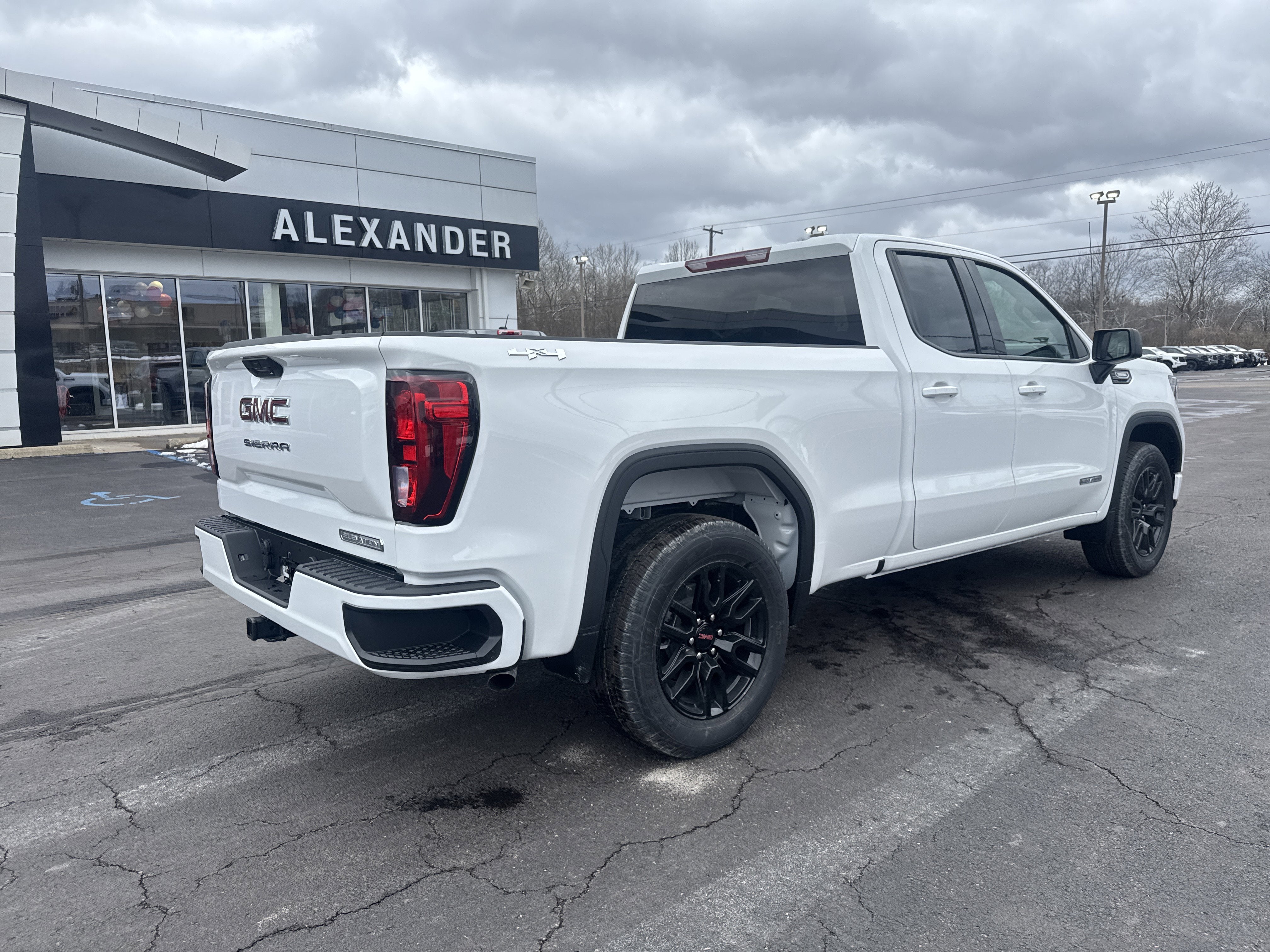2026 GMC Sierra 1500 Elevation