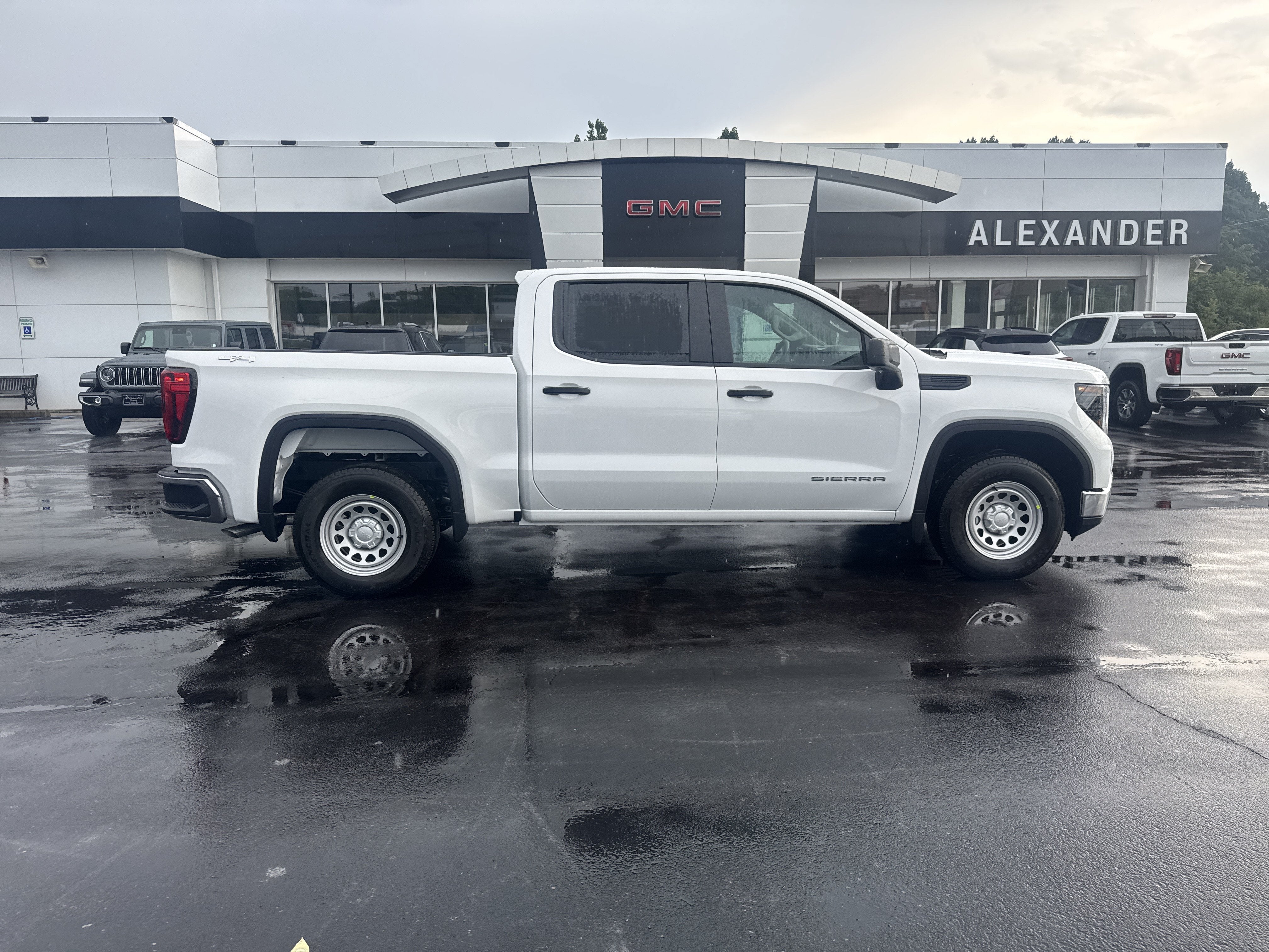 2026 GMC Sierra 1500 Pro
