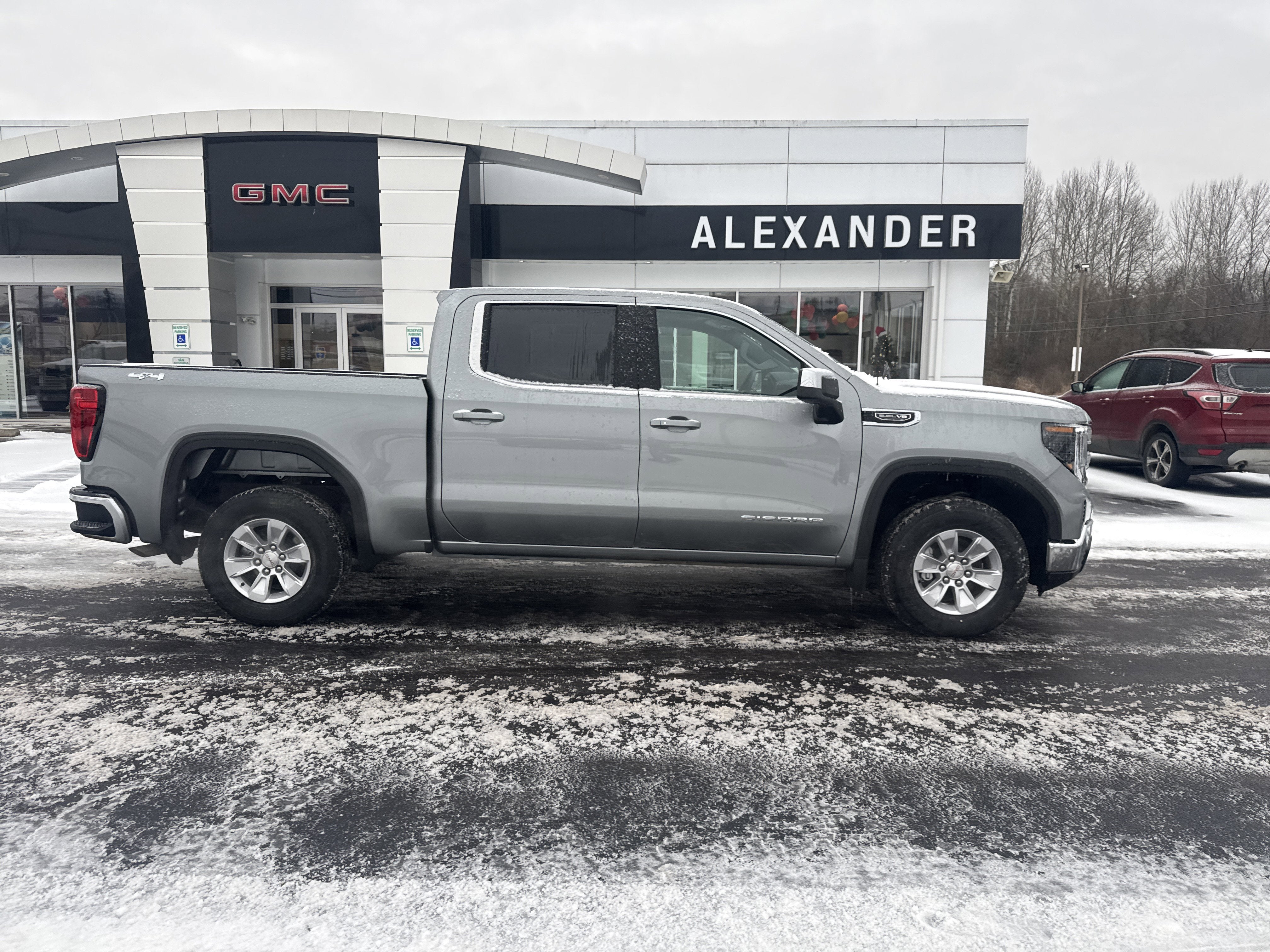 2026 GMC Sierra 1500 SLE