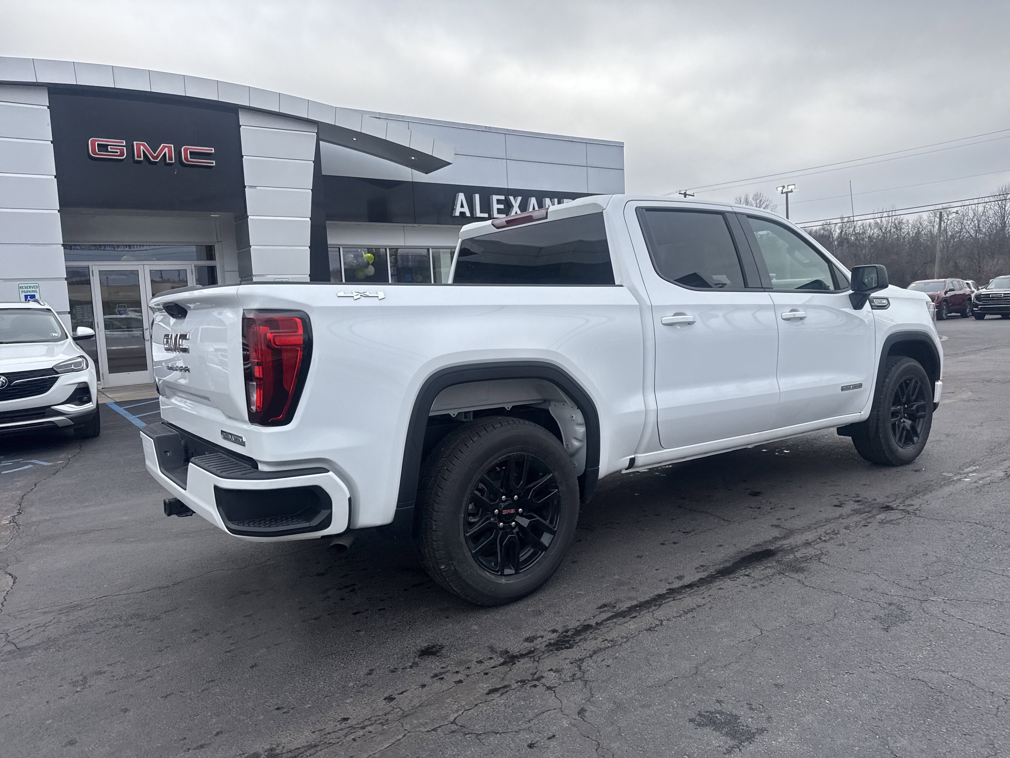 2026 GMC Sierra 1500 Elevation