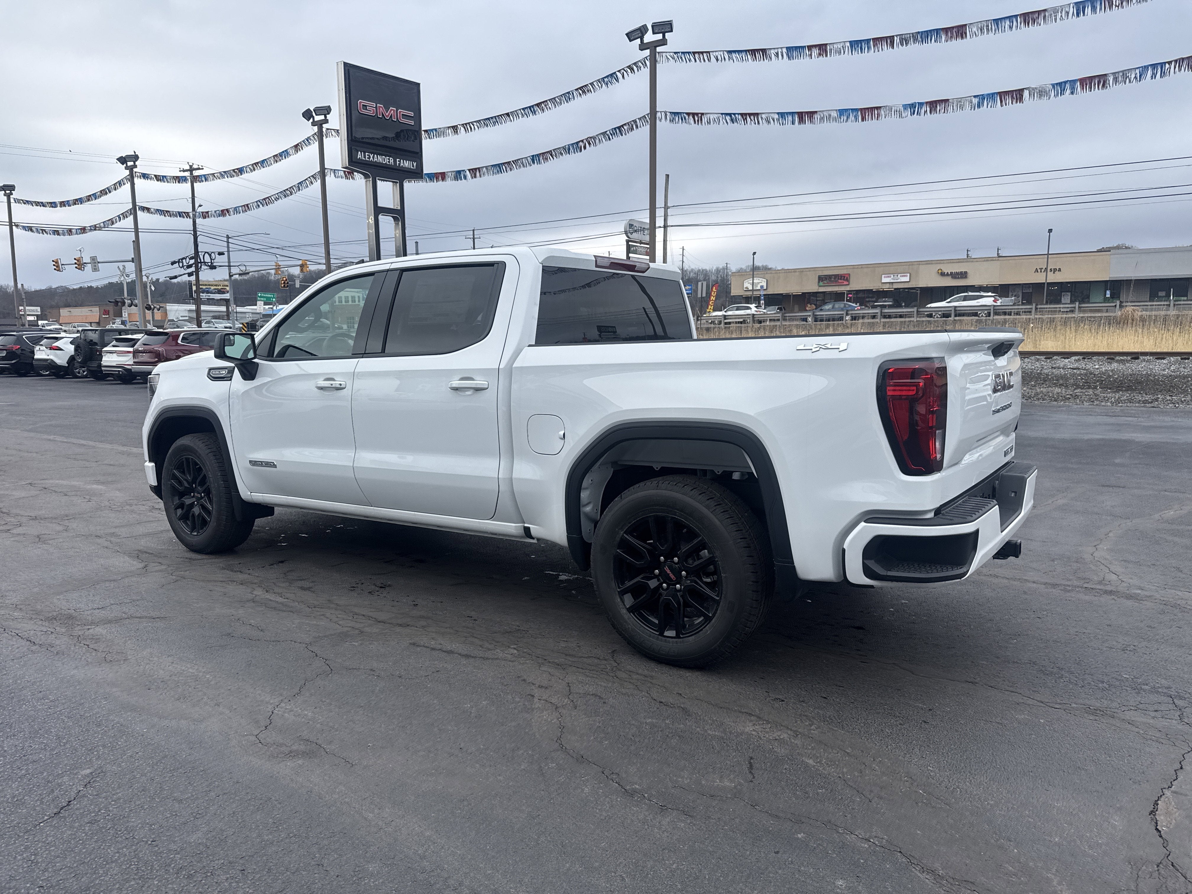2026 GMC Sierra 1500 Elevation