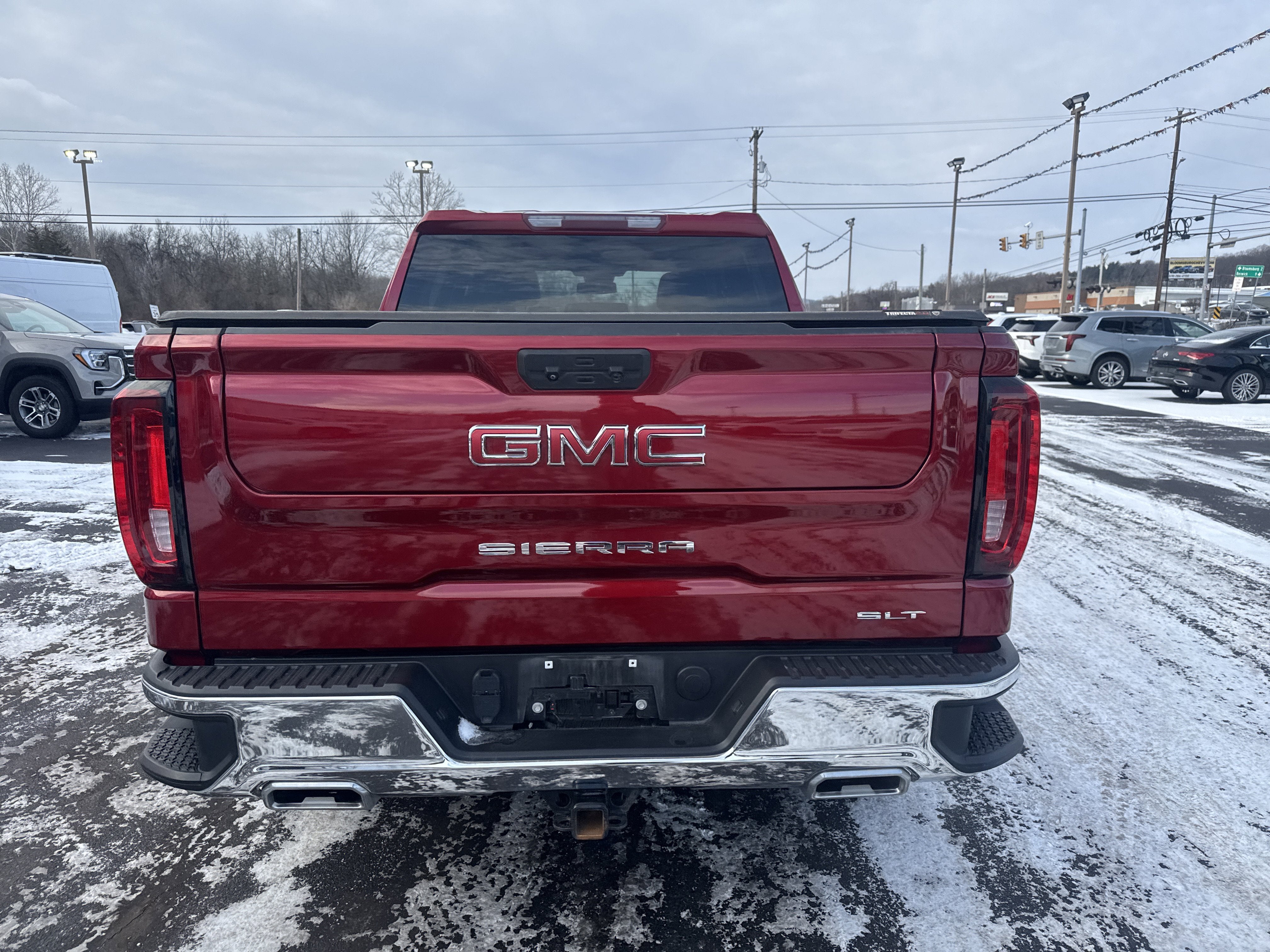 2023 GMC Sierra 1500 SLT