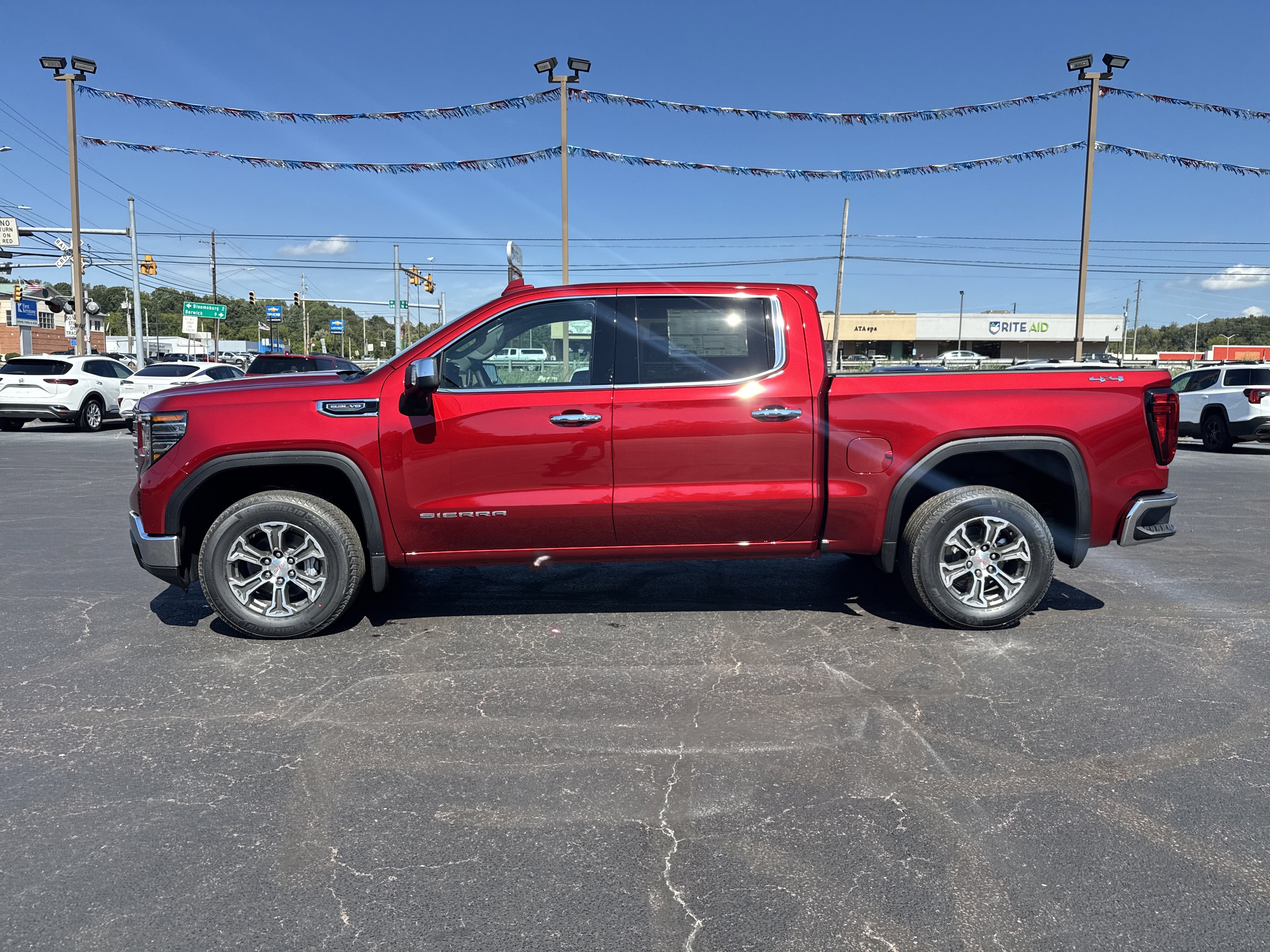 2026 GMC Sierra 1500 SLT