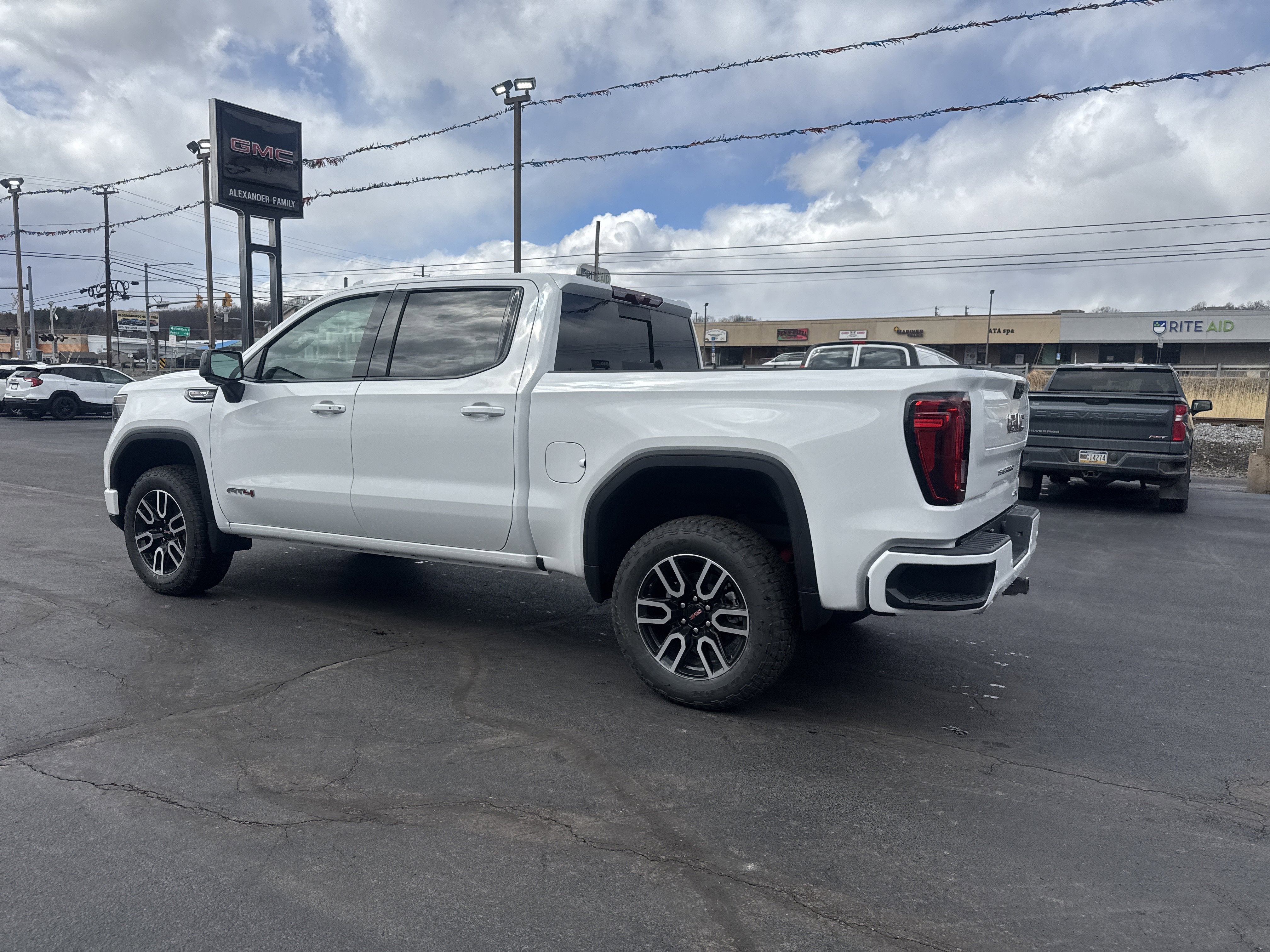 2026 GMC Sierra 1500 AT4