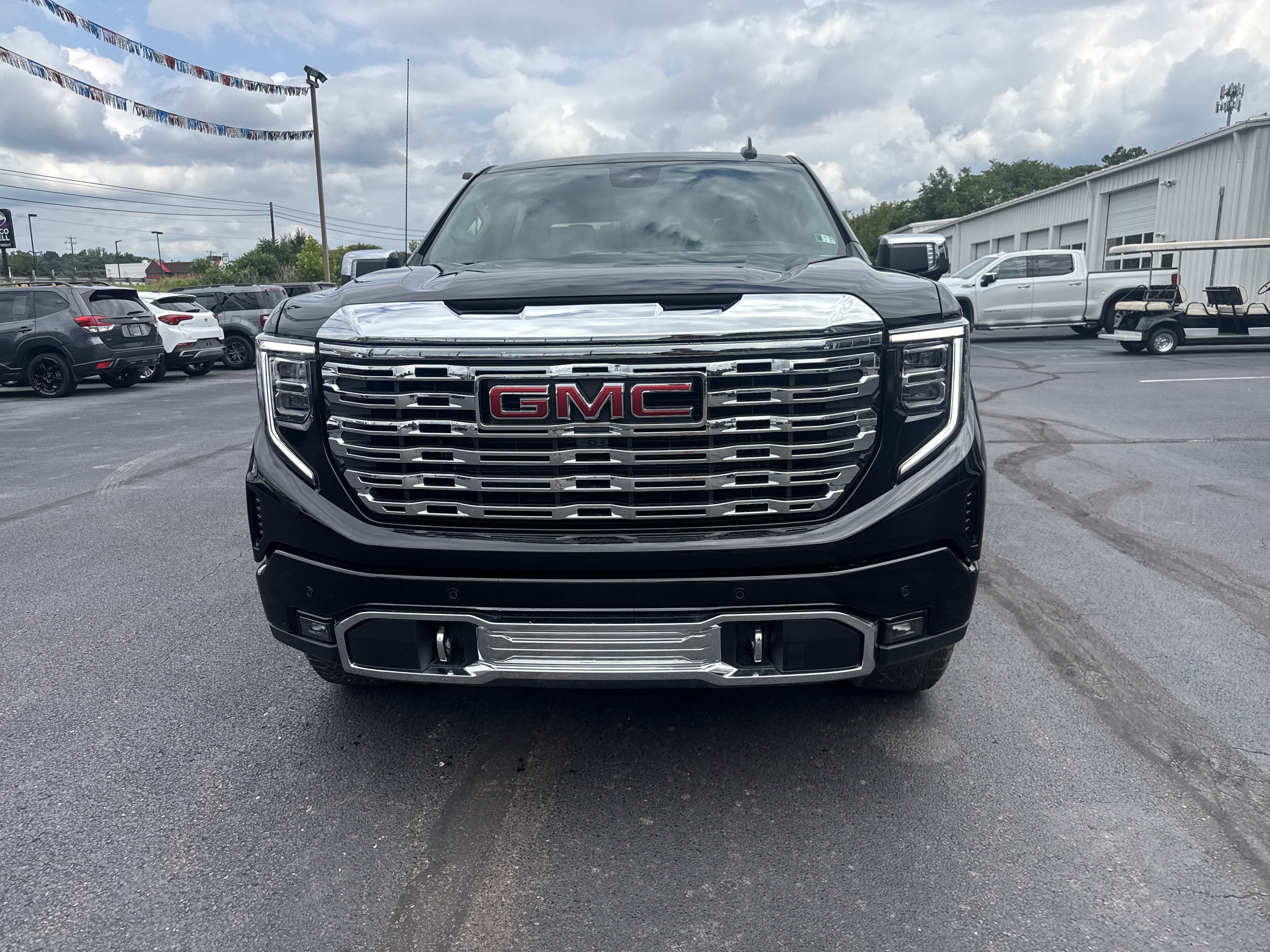2026 GMC Sierra 1500 Denali - Photo 17