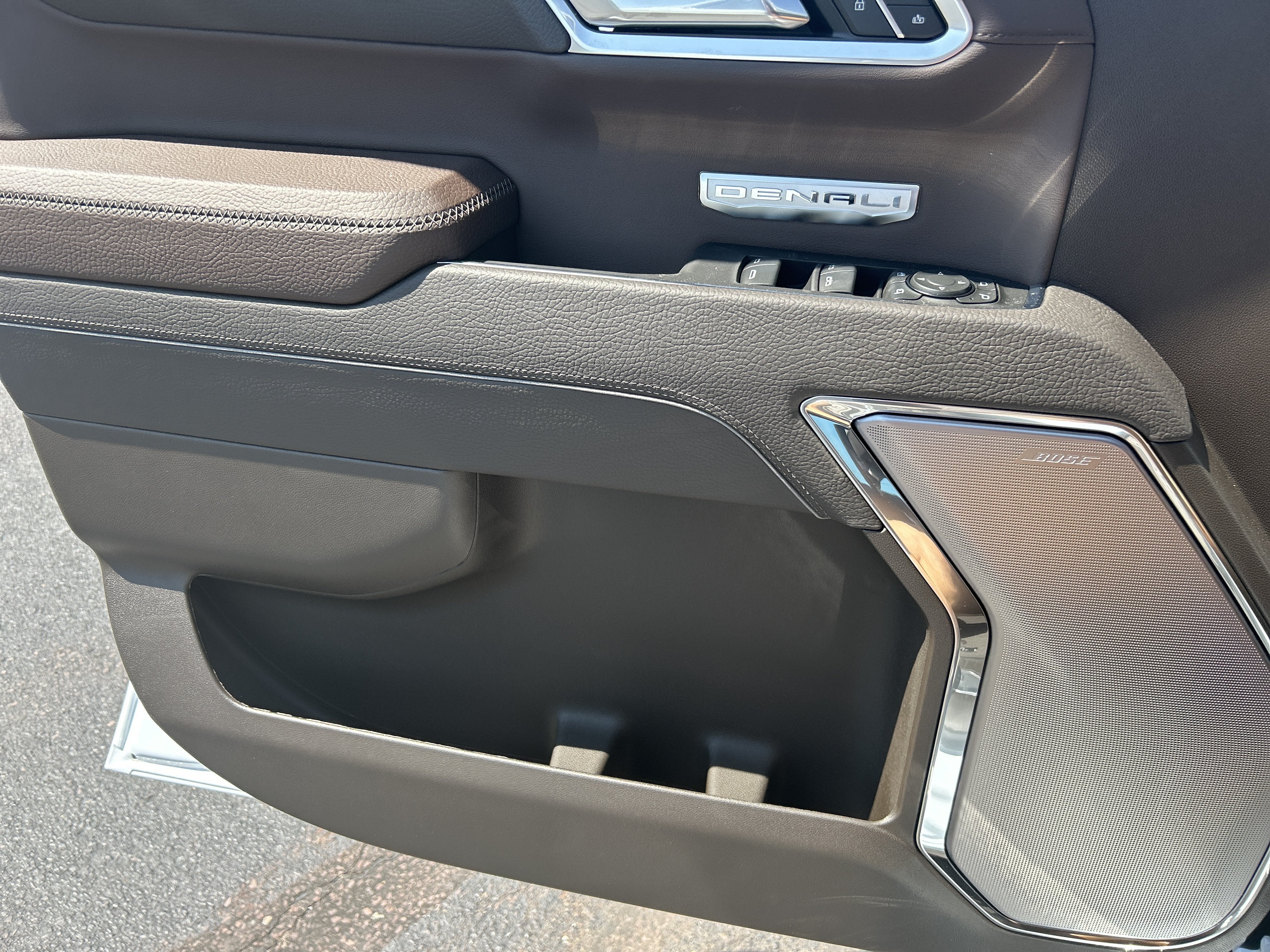 2026 GMC Sierra 1500 Denali - Photo 10