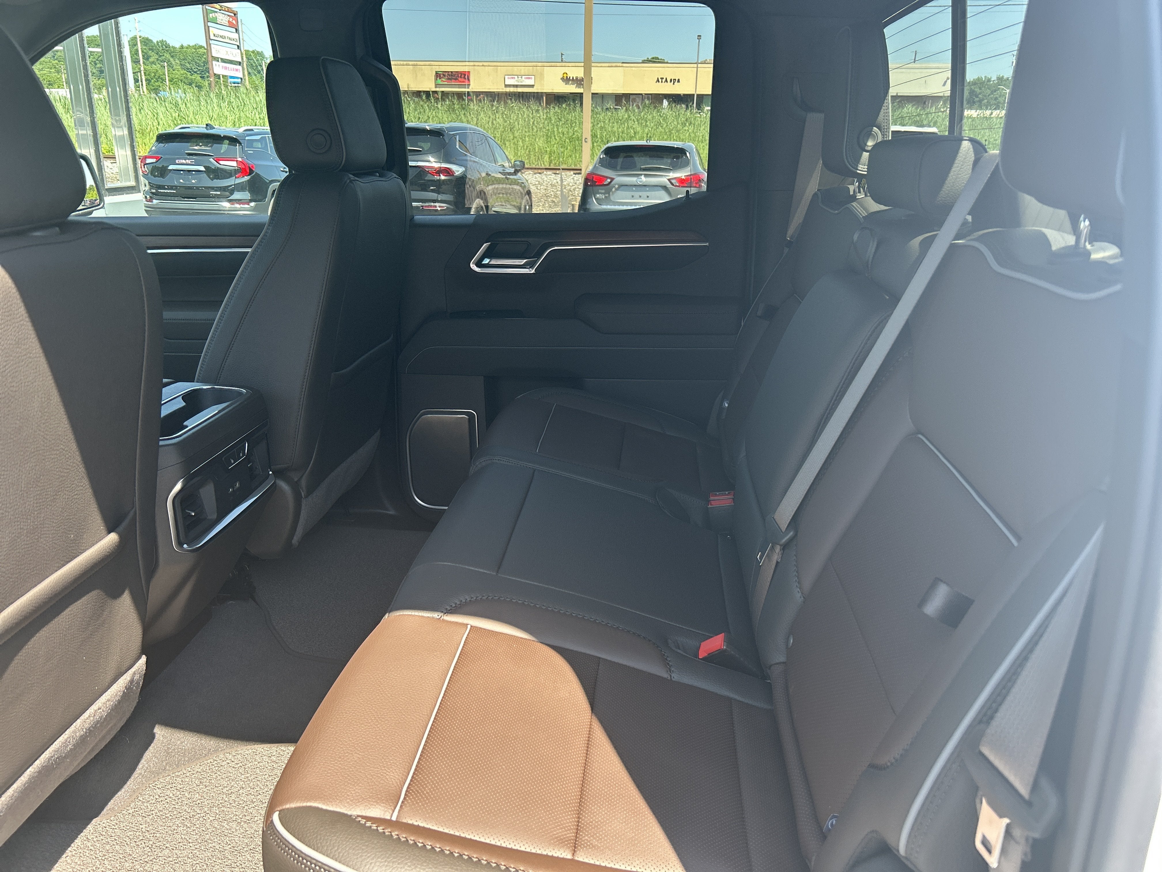 2026 GMC Sierra 1500 Denali - Photo 16