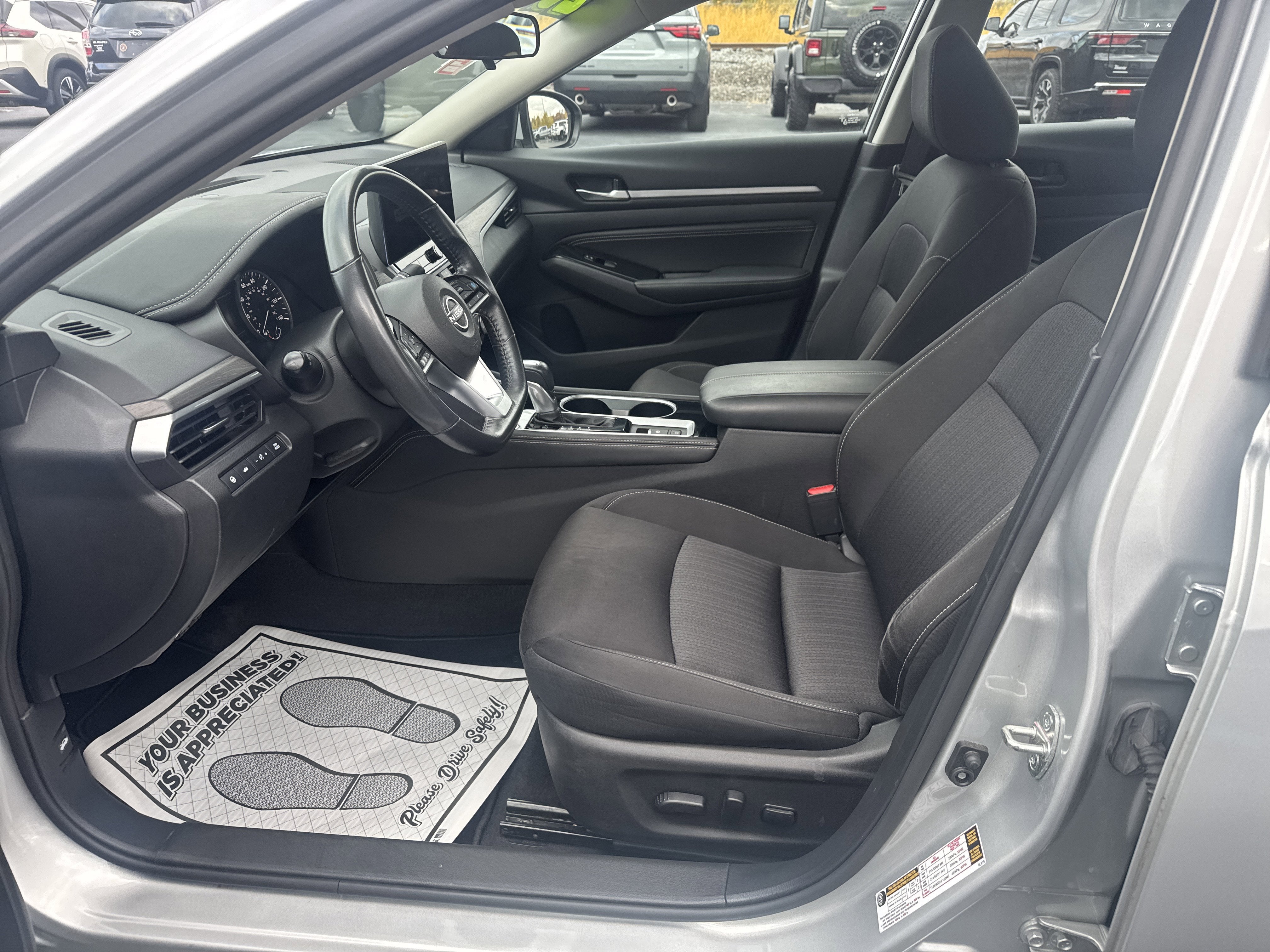 2023 Nissan Altima 2.5 SV