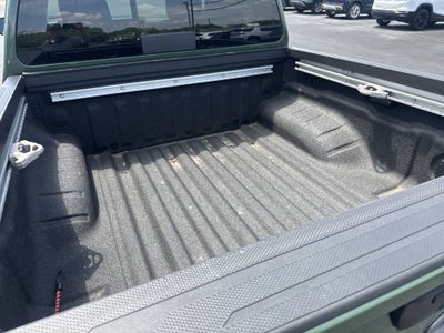 2024 Nissan Frontier SL