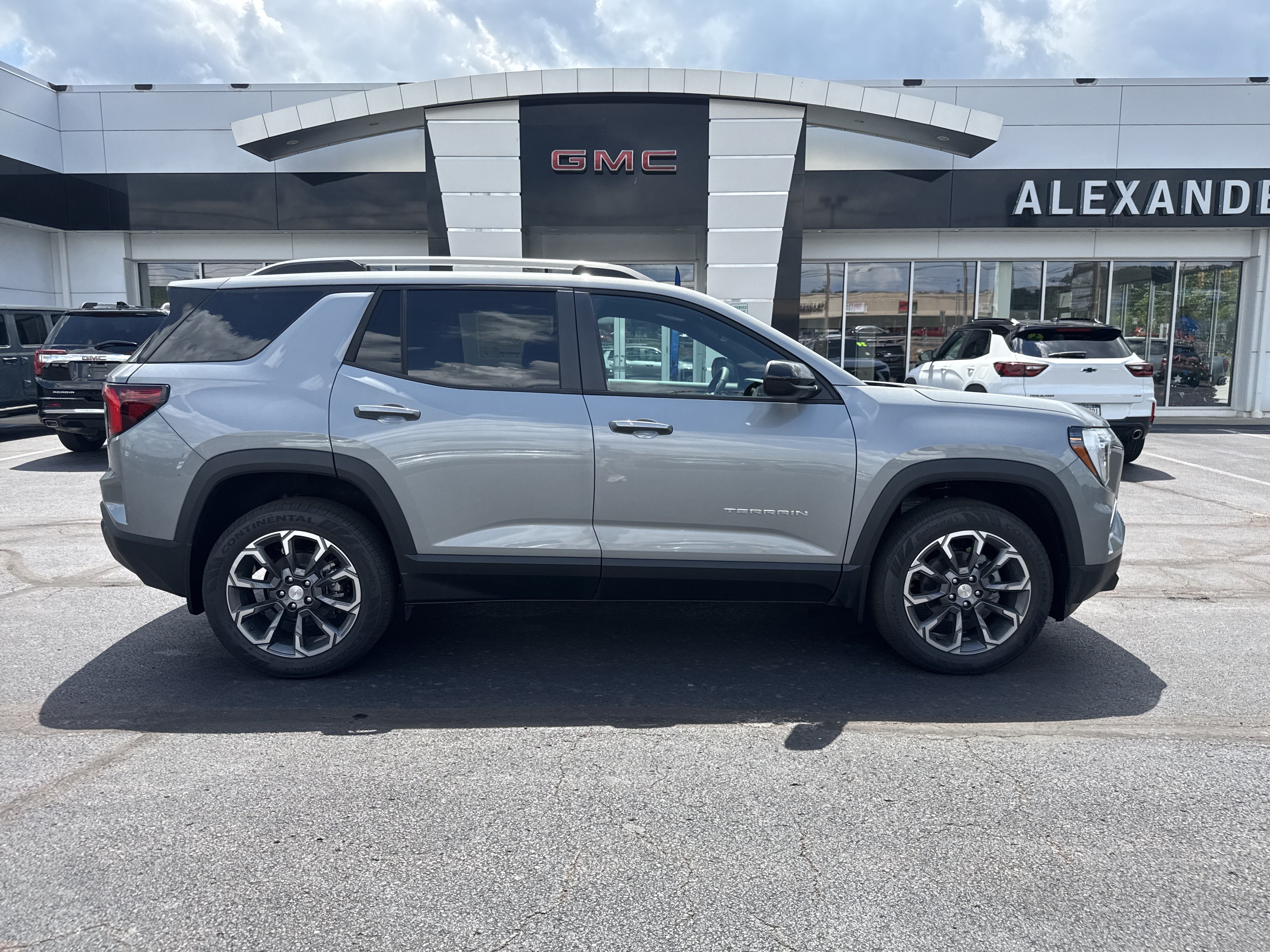2027 GMC Terrain Elevation