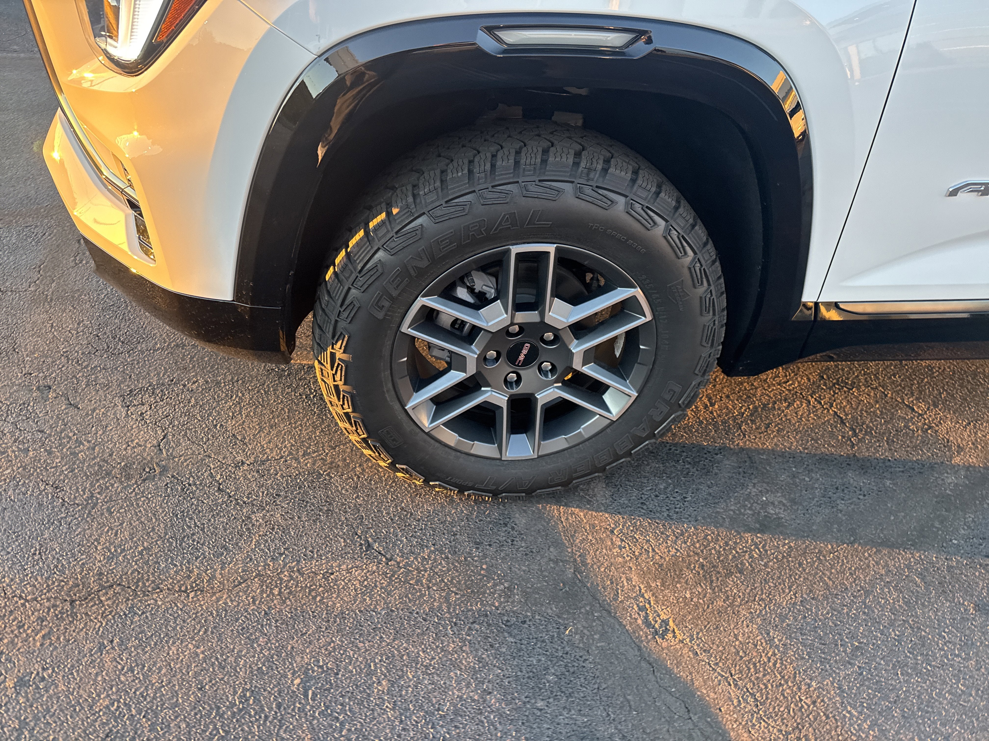 2026 GMC Terrain AT4