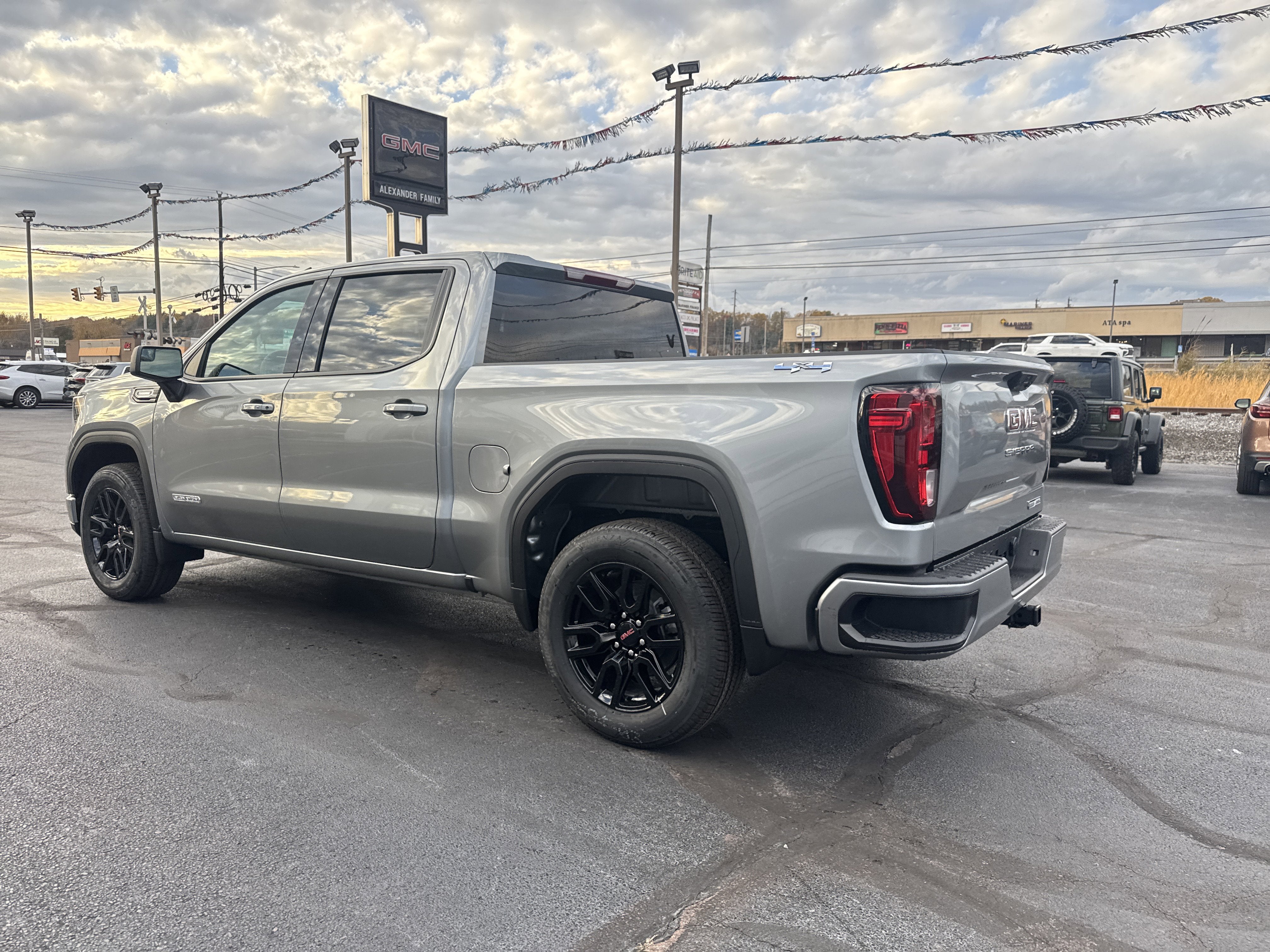 2026 GMC Sierra 1500 Elevation