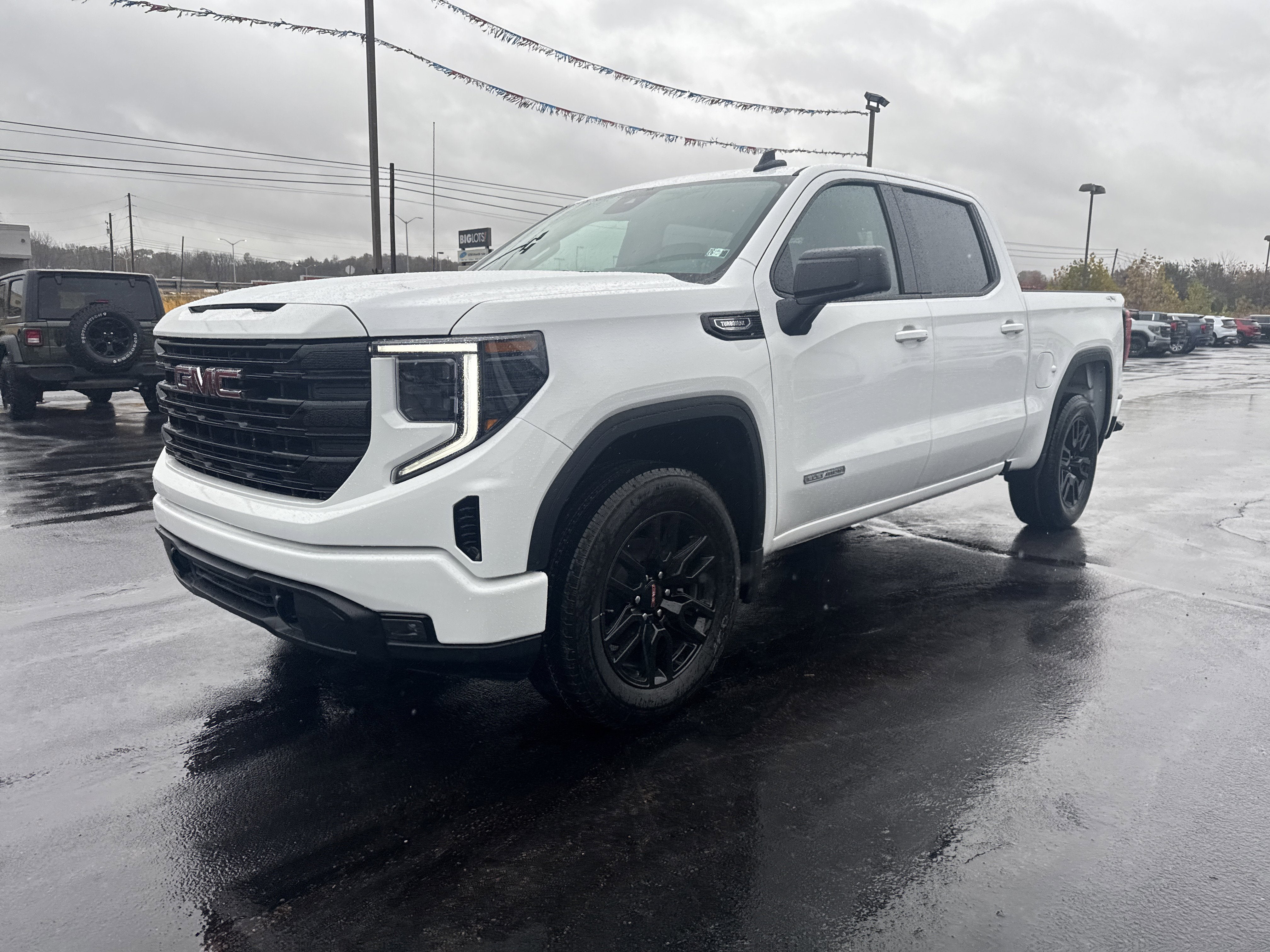 2026 GMC Sierra 1500 Elevation